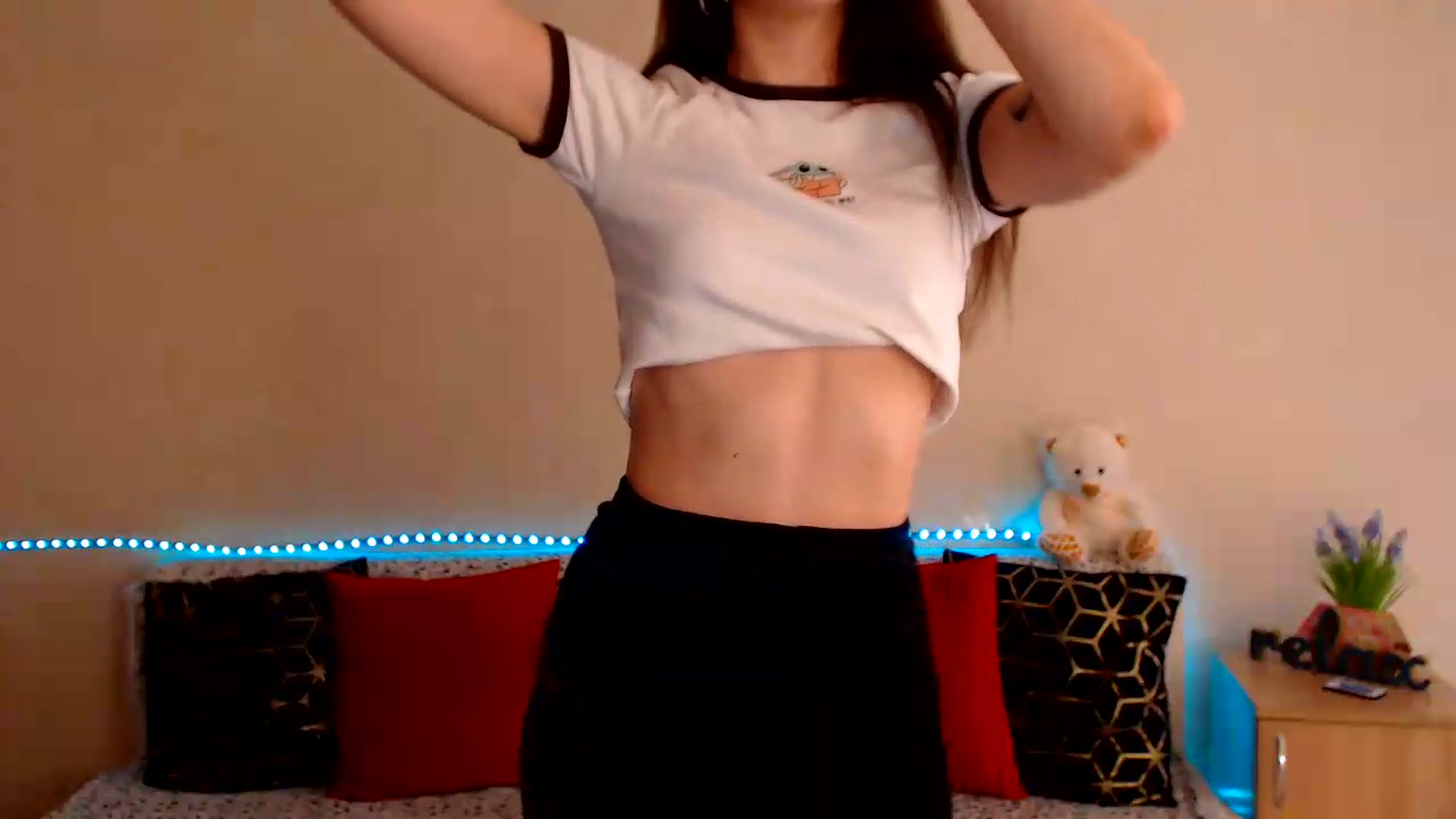 Gallery image thumbnail from Shalyka's myfreecams stream on, 07/17/2026, 14:20 image 18 of 20