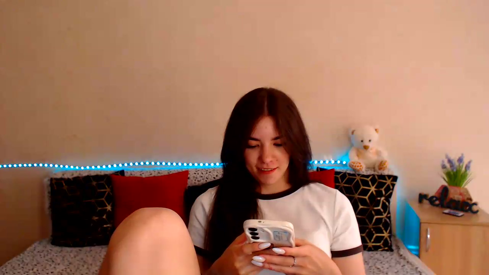 Gallery image thumbnail from Shalyka's myfreecams stream on, 07/17/2026, 14:20 image 4 of 20