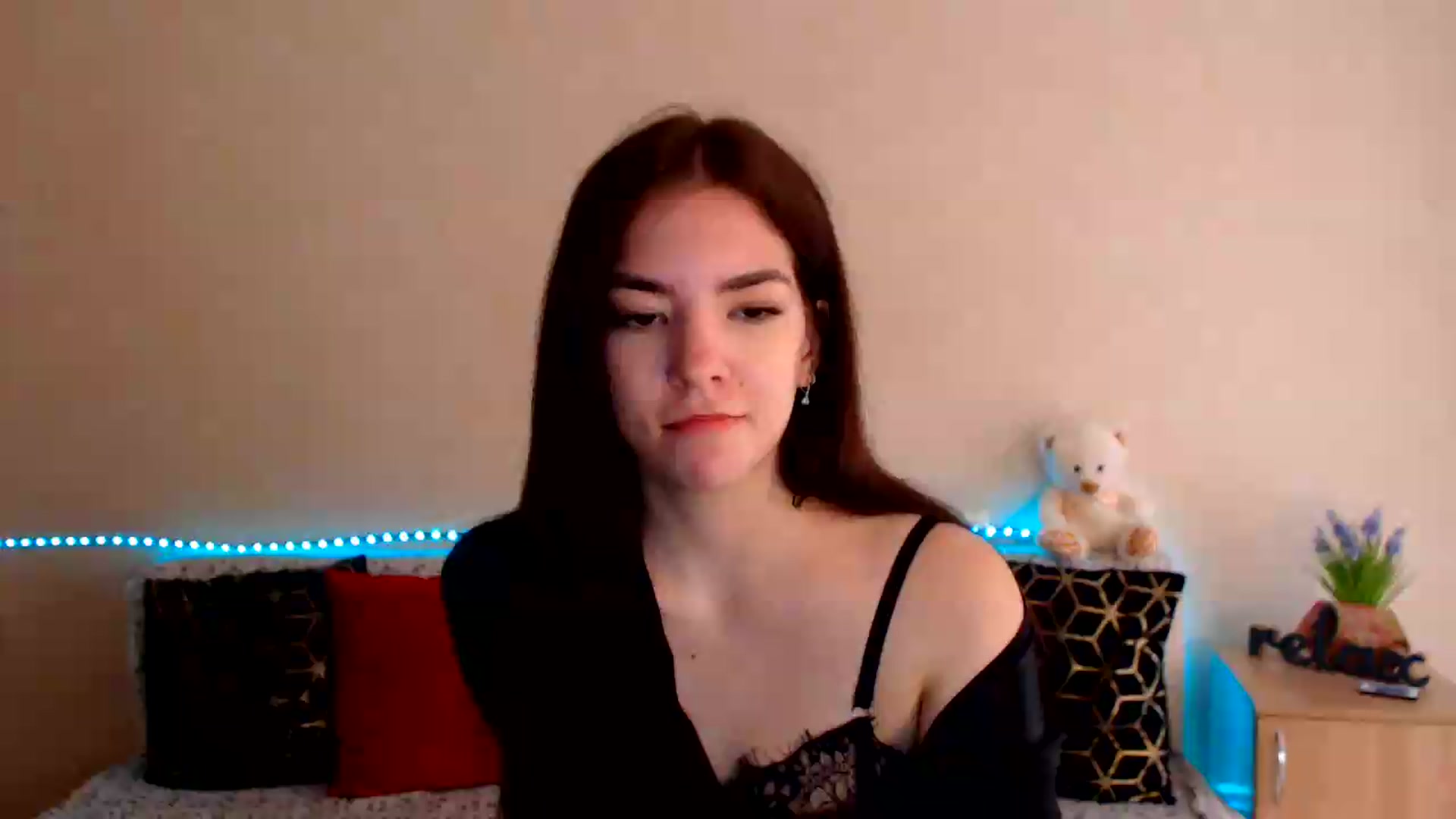 Gallery image thumbnail from Shalyka's myfreecams stream on, 07/18/2026, 10:47 image 7 of 20
