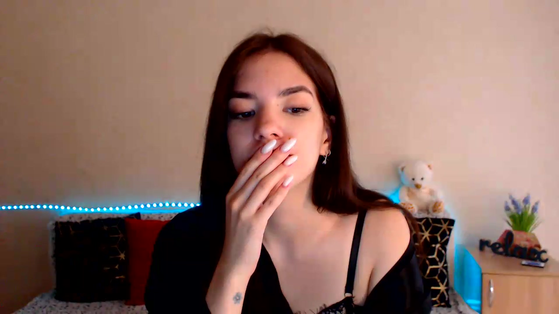 Gallery image thumbnail from Shalyka's myfreecams stream on, 07/18/2026, 10:47 image 8 of 20