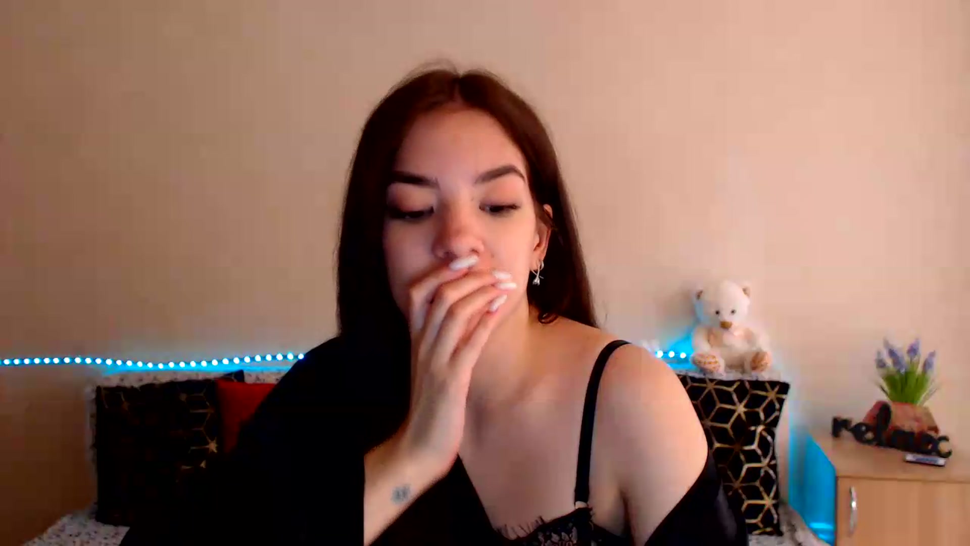 Gallery image thumbnail from Shalyka's myfreecams stream on, 07/18/2026, 10:47 image 5 of 20