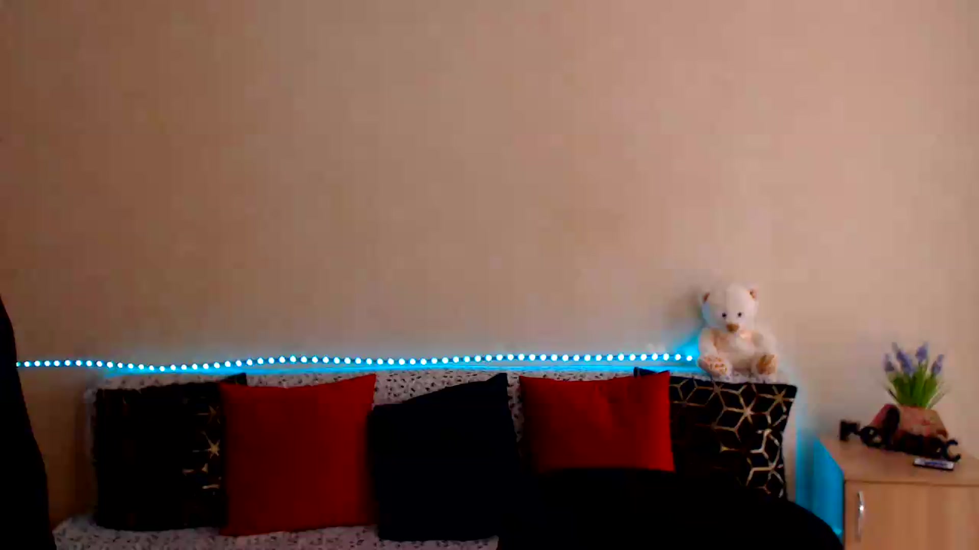 Gallery image thumbnail from Shalyka's myfreecams stream on, 07/18/2026, 10:47 image 1 of 20