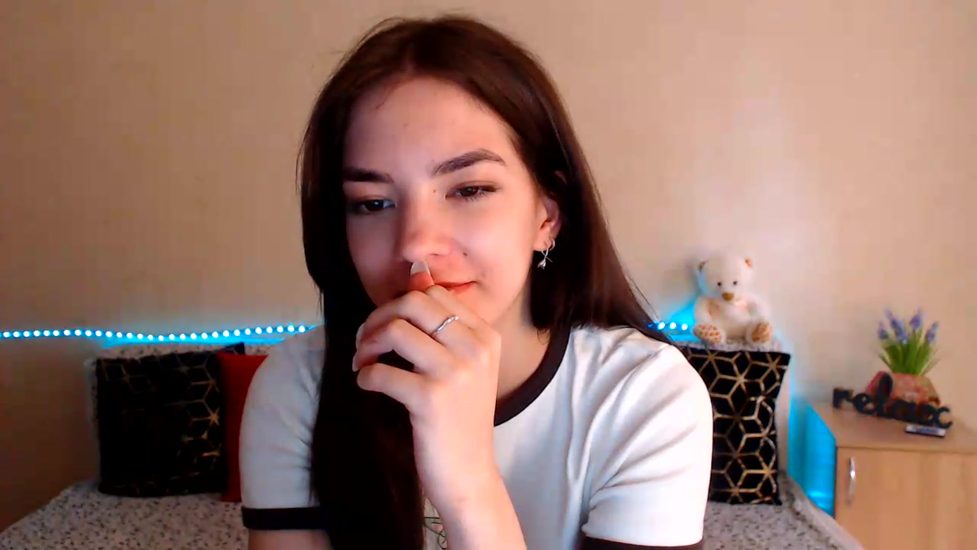 Gallery image thumbnail from Shalyka's myfreecams stream on, 07/18/2026, 15:09 image 20 of 20
