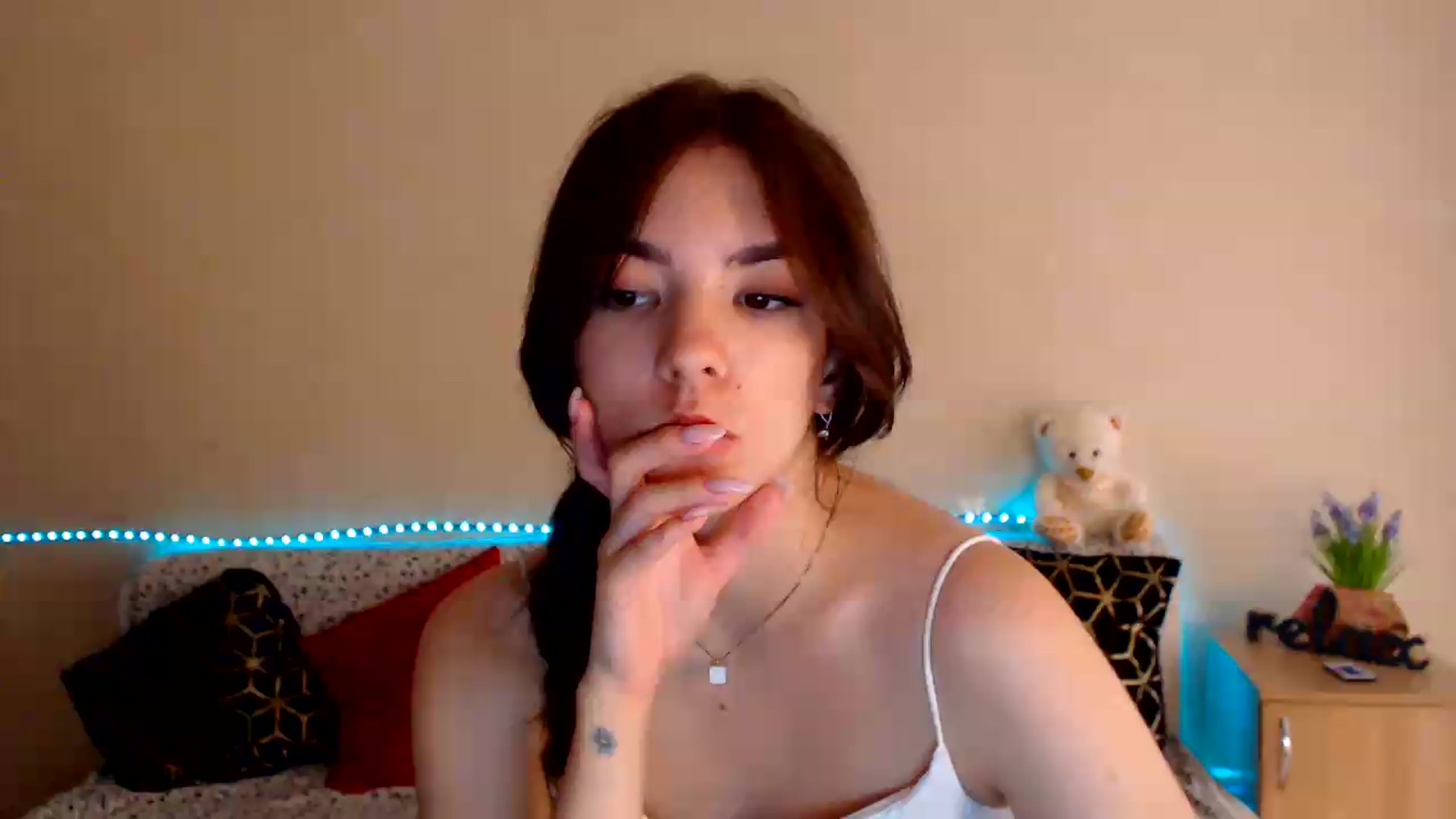 Gallery image thumbnail from Shalyka's myfreecams stream on, 07/21/2026, 15:16 image 1 of 20