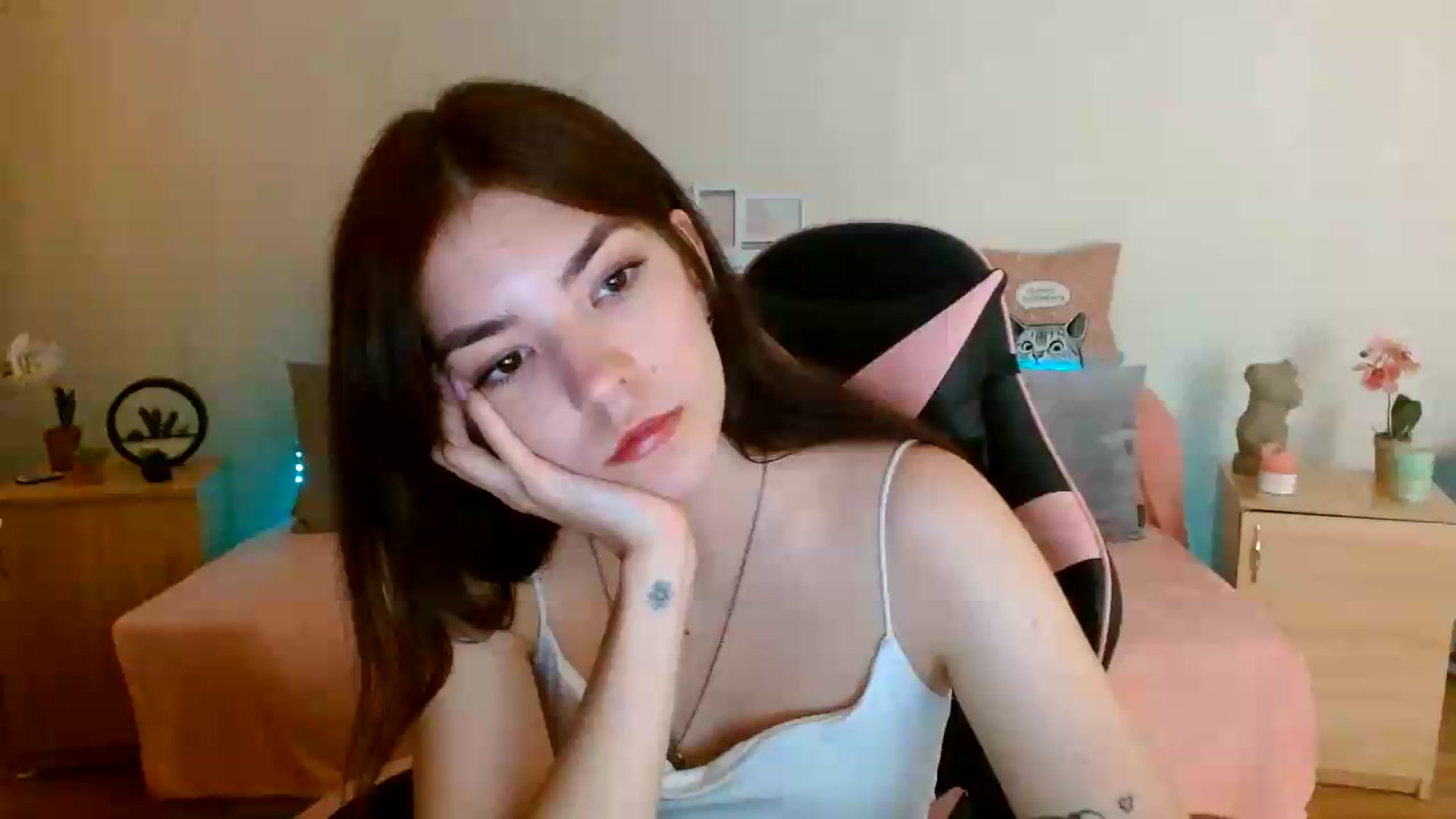 Gallery image thumbnail from Shalyka's myfreecams stream on, 07/29/2026, 13:50 image 1 of 20