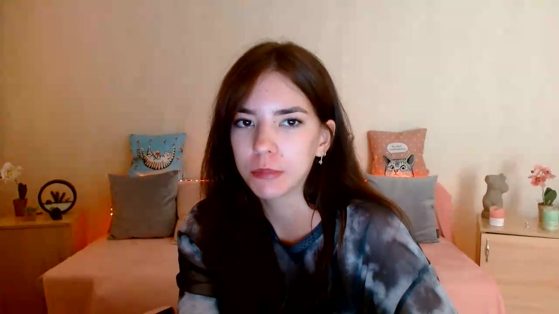 Gallery image thumbnail from Shalyka's myfreecams stream on, 08/04/2026, 12:52 image 15 of 20