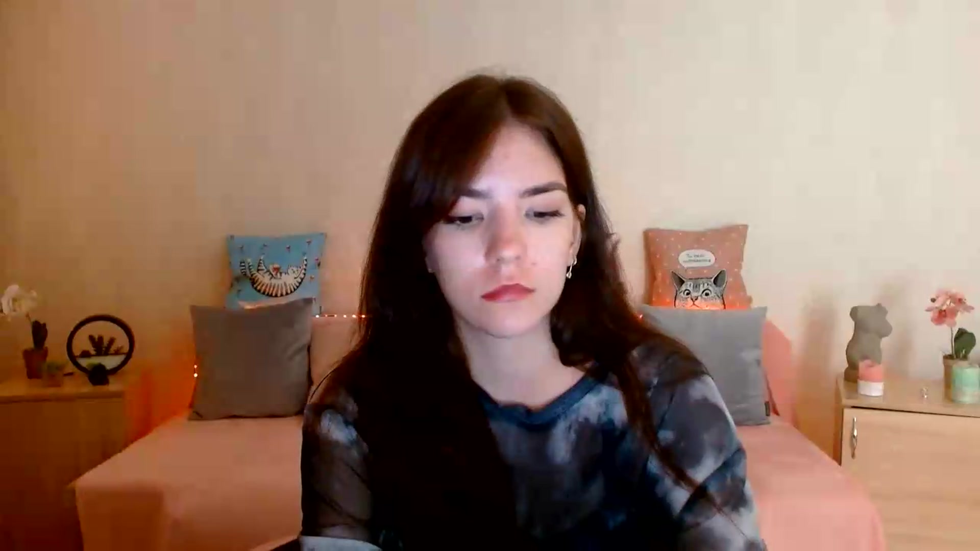 Gallery image thumbnail from Shalyka's myfreecams stream on, 08/04/2026, 12:52 image 16 of 20