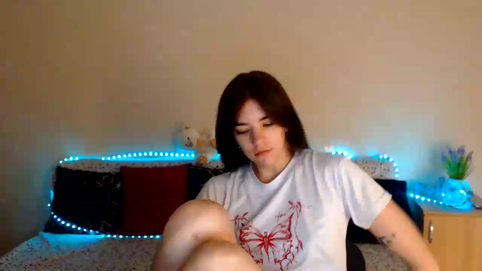 Gallery image thumbnail from Shalyka's myfreecams stream on, 08/10/2026, 16:43 image 4 of 20