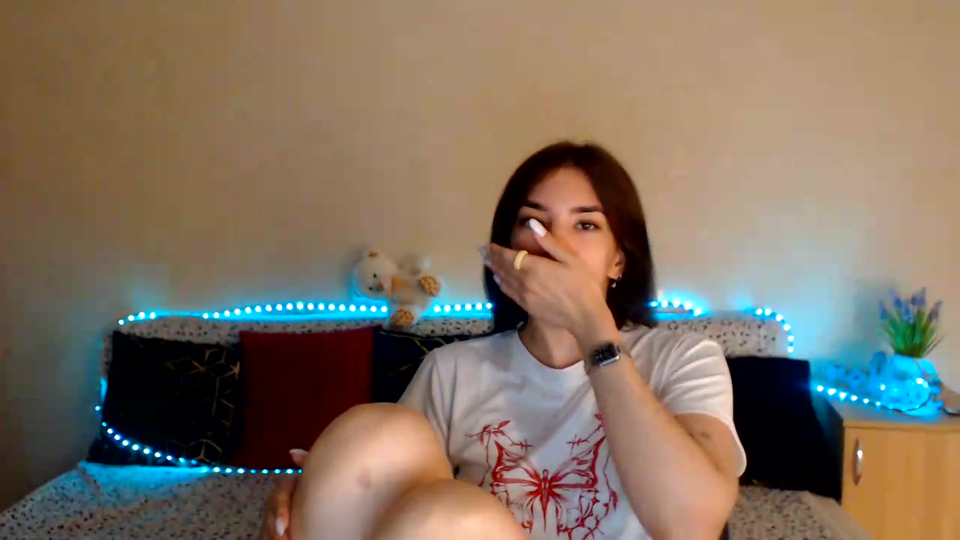Gallery image thumbnail from Shalyka's myfreecams stream on, 08/10/2026, 16:43 image 6 of 20