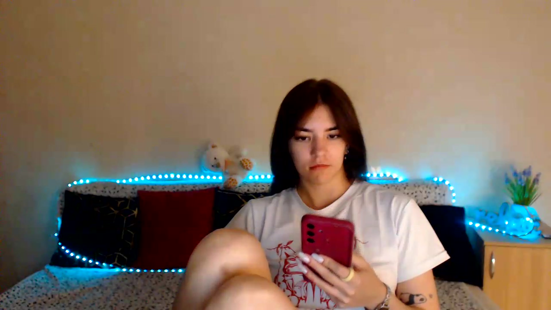 Gallery image thumbnail from Shalyka's myfreecams stream on, 08/10/2026, 16:43 image 5 of 20