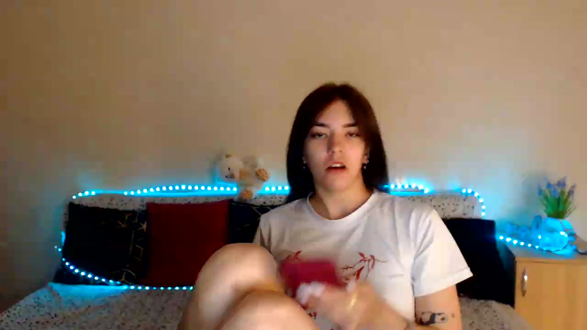 Gallery image thumbnail from Shalyka's myfreecams stream on, 08/10/2026, 16:43 image 2 of 20