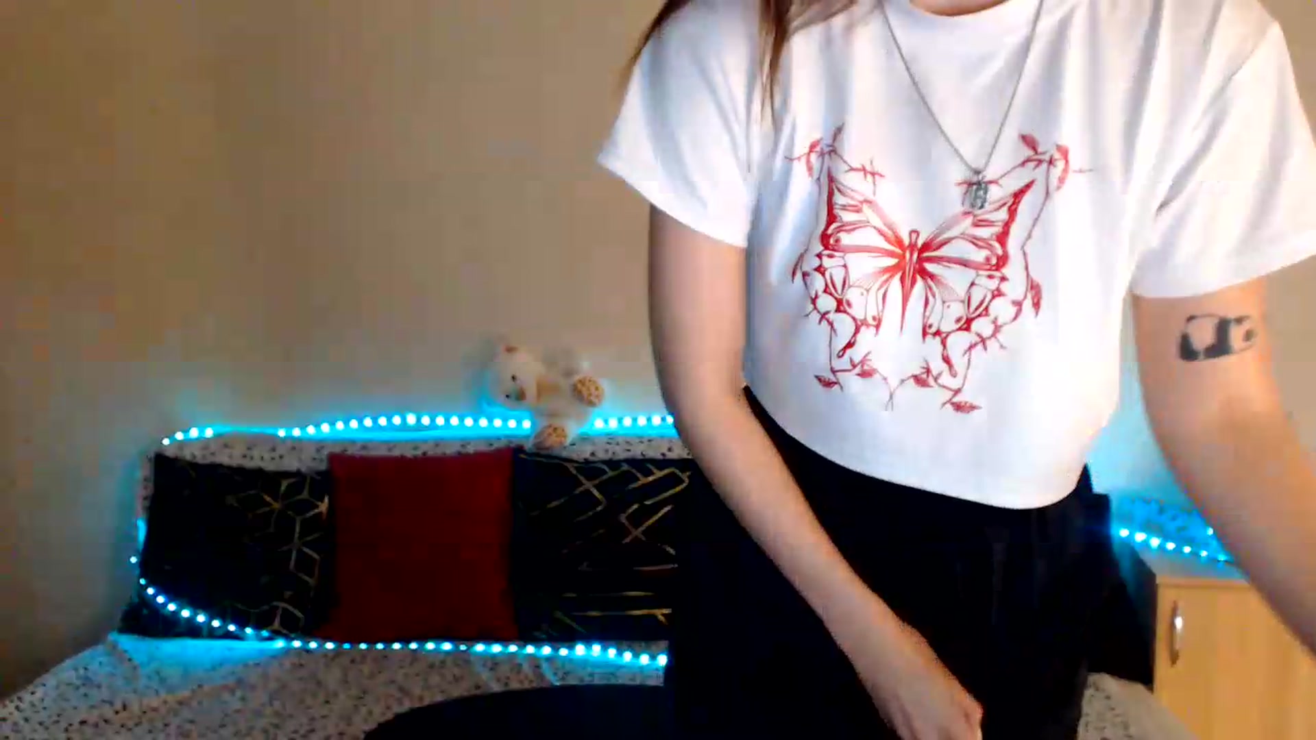 Gallery image thumbnail from Shalyka's myfreecams stream on, 08/10/2026, 16:43 image 15 of 20