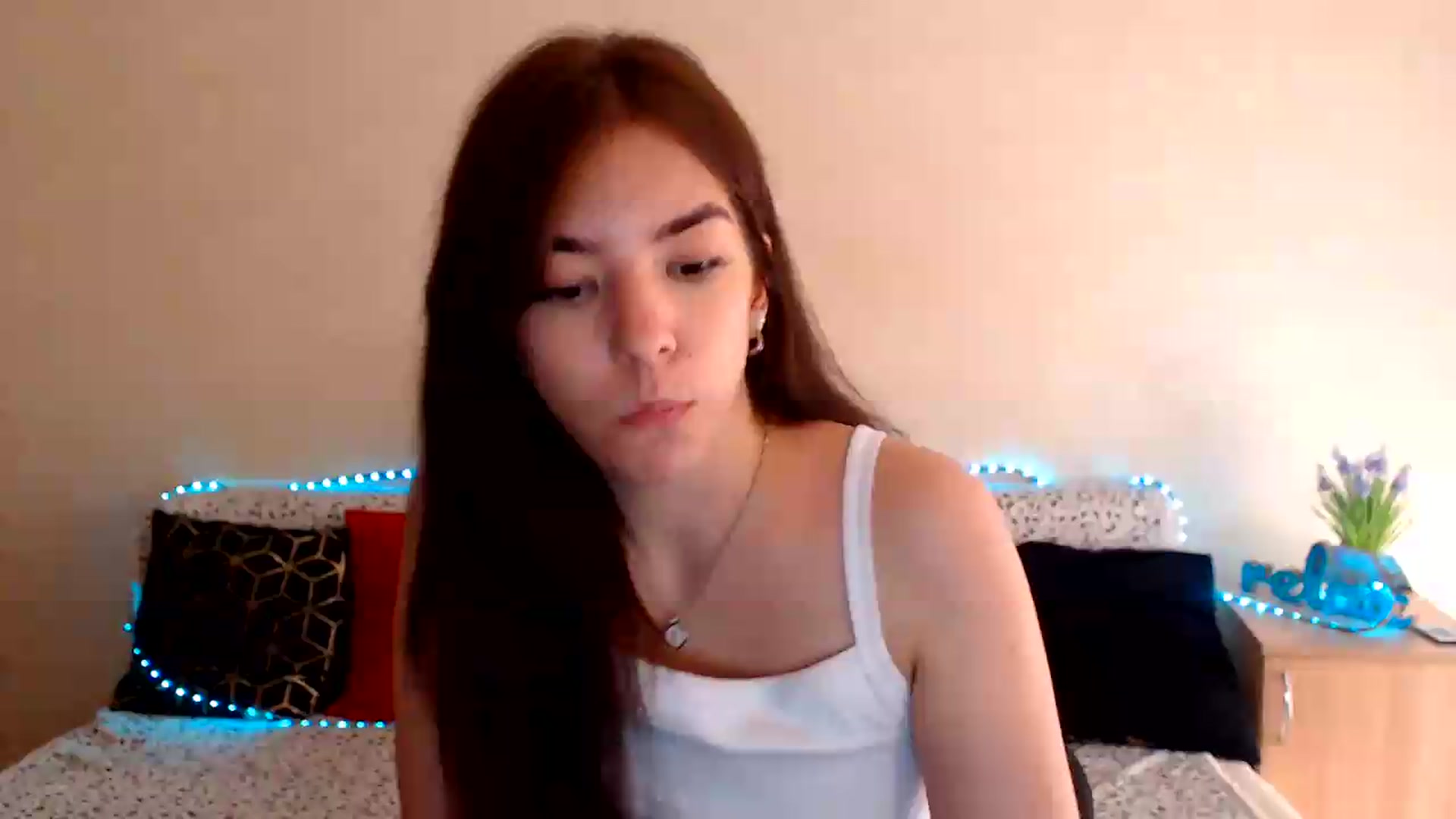 Gallery image thumbnail from Shalyka's myfreecams stream on, 08/11/2026, 12:33 image 14 of 20
