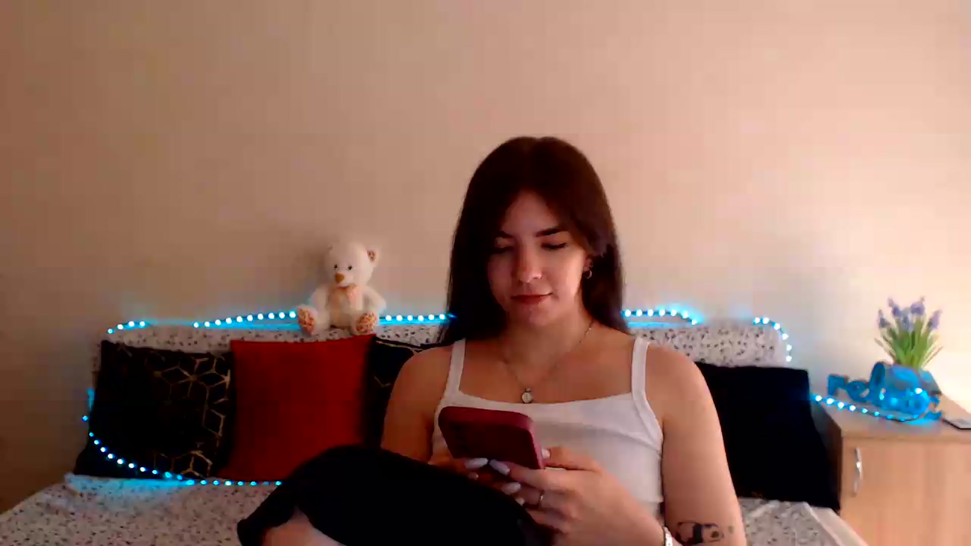 Gallery image thumbnail from Shalyka's myfreecams stream on, 08/11/2026, 12:33 image 18 of 20