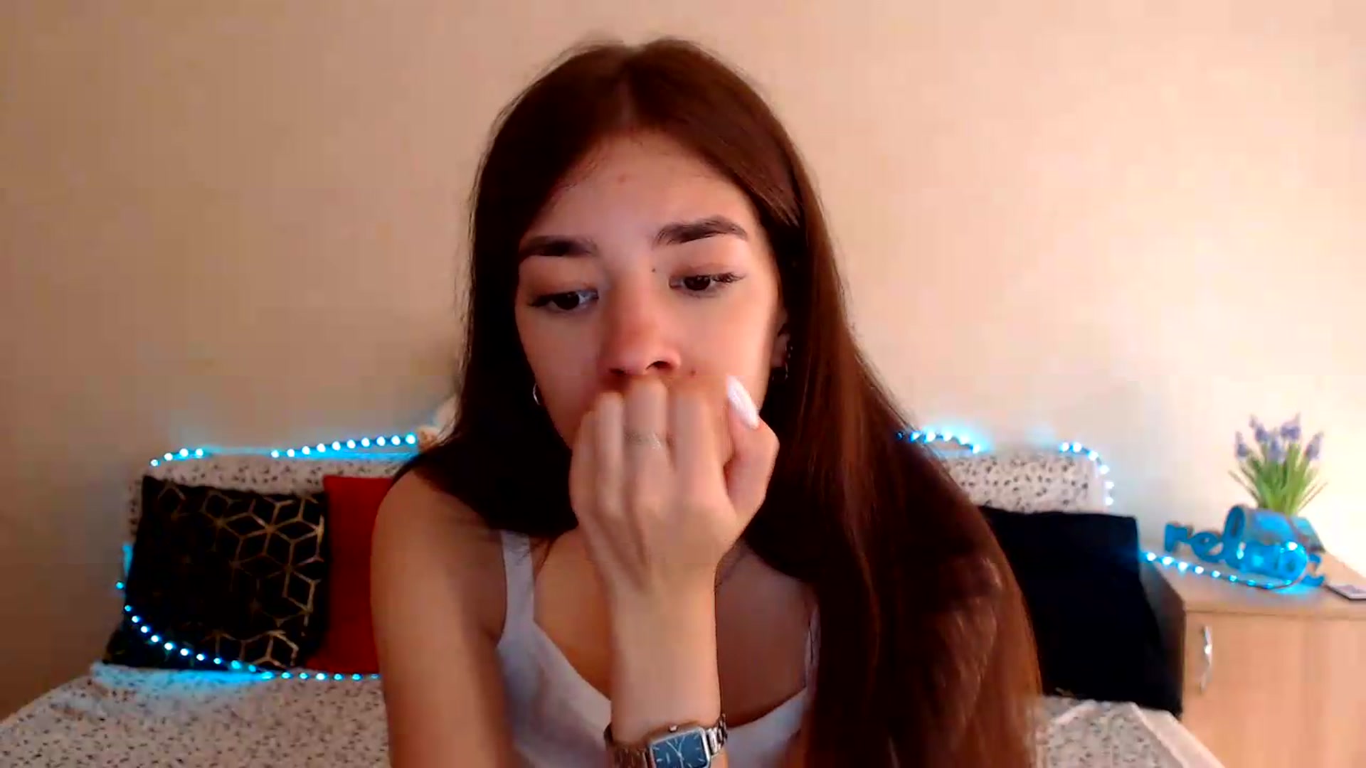 Gallery image thumbnail from Shalyka's myfreecams stream on, 08/11/2026, 12:55 image 12 of 20