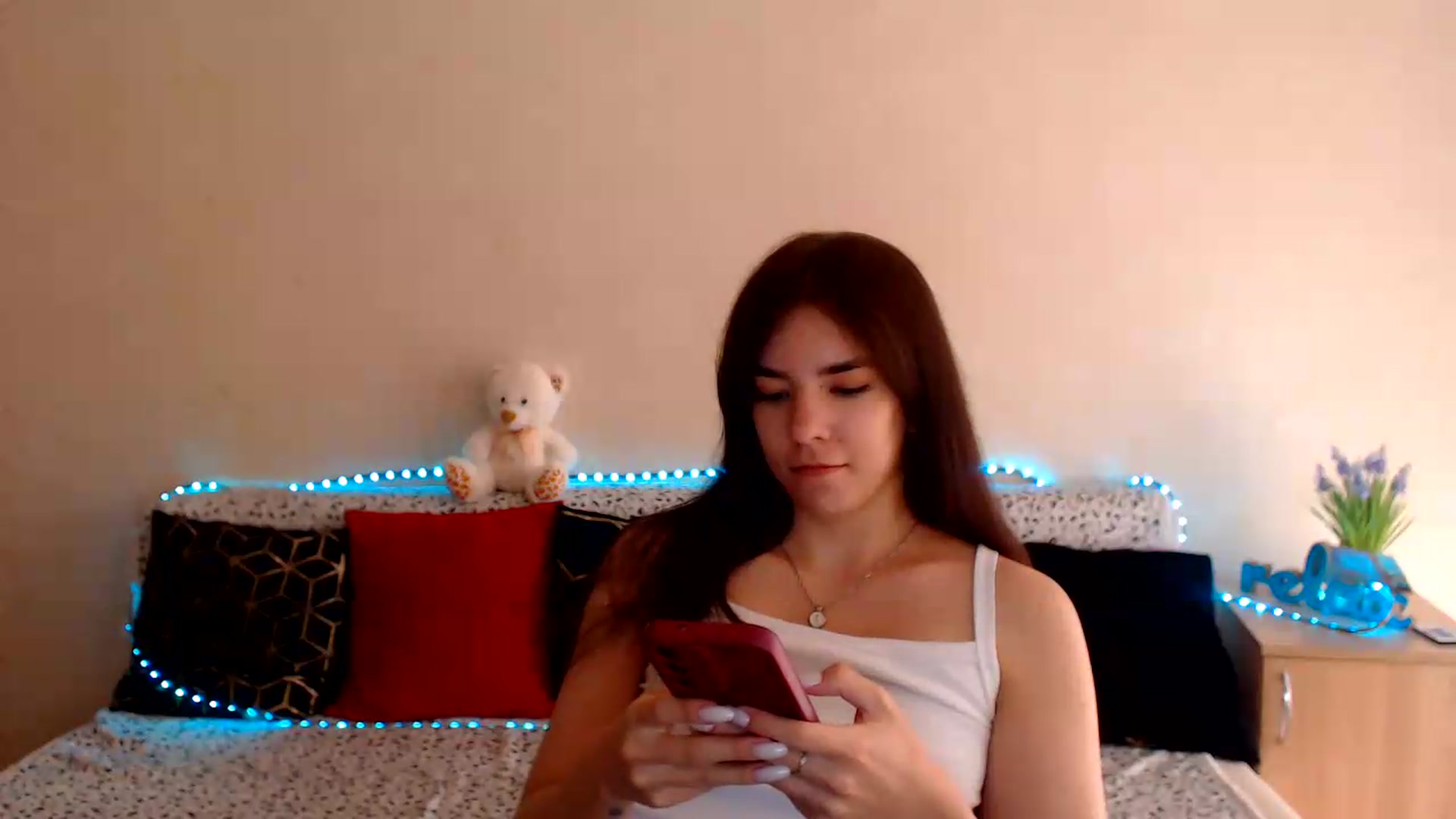 Gallery image thumbnail from Shalyka's myfreecams stream on, 08/11/2026, 12:55 image 17 of 20