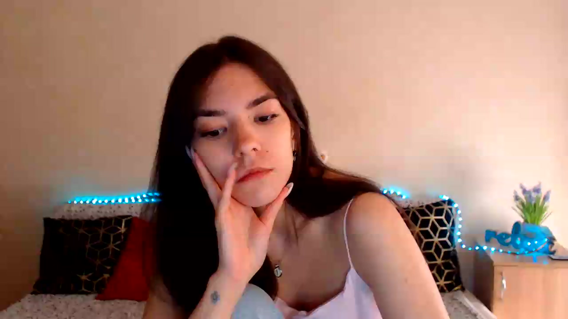 Gallery image thumbnail from Shalyka's myfreecams stream on, 08/15/2026, 14:52 image 1 of 20