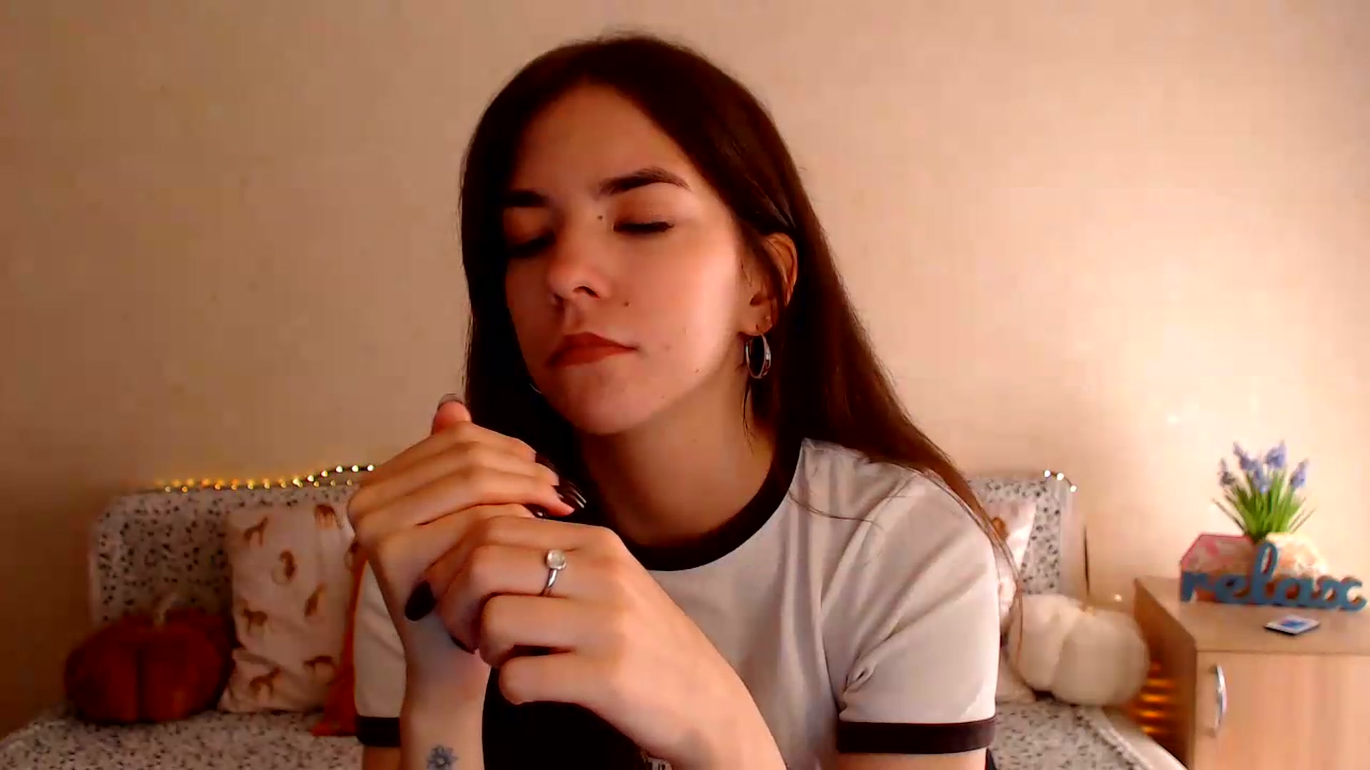 Gallery image thumbnail from Shalyka's myfreecams stream on, 09/12/2026, 11:34 image 9 of 20