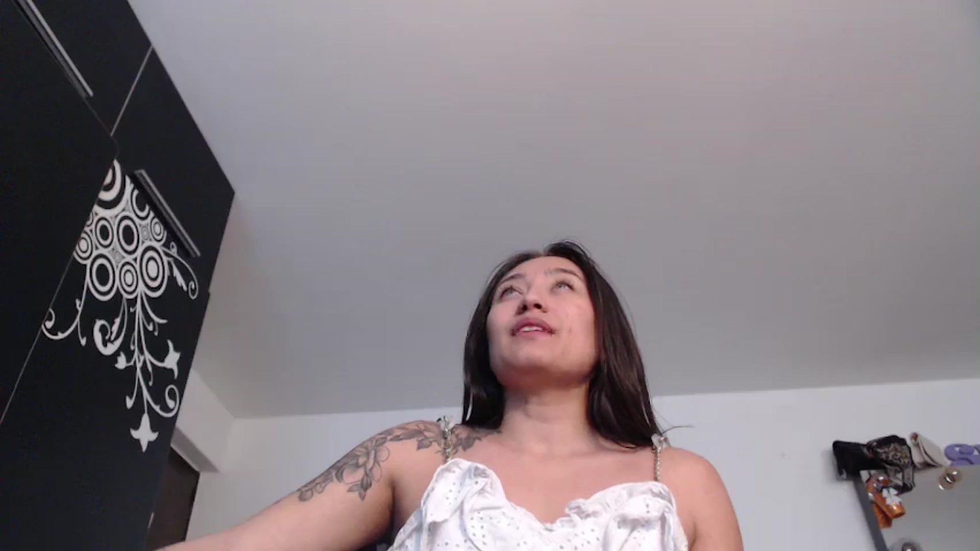 Gallery image thumbnail from Shamantha04's myfreecams stream on, 06/21/2025, 12:52 image 10 of 20