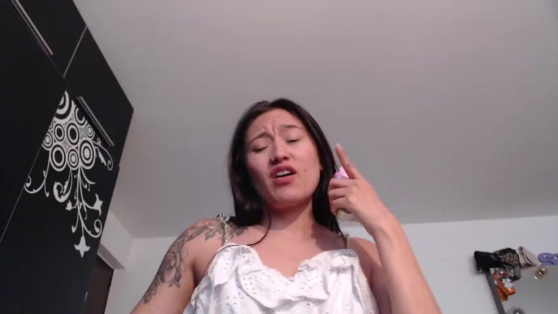 Gallery image thumbnail from Shamantha04's myfreecams stream on, 06/21/2025, 12:52 image 8 of 20