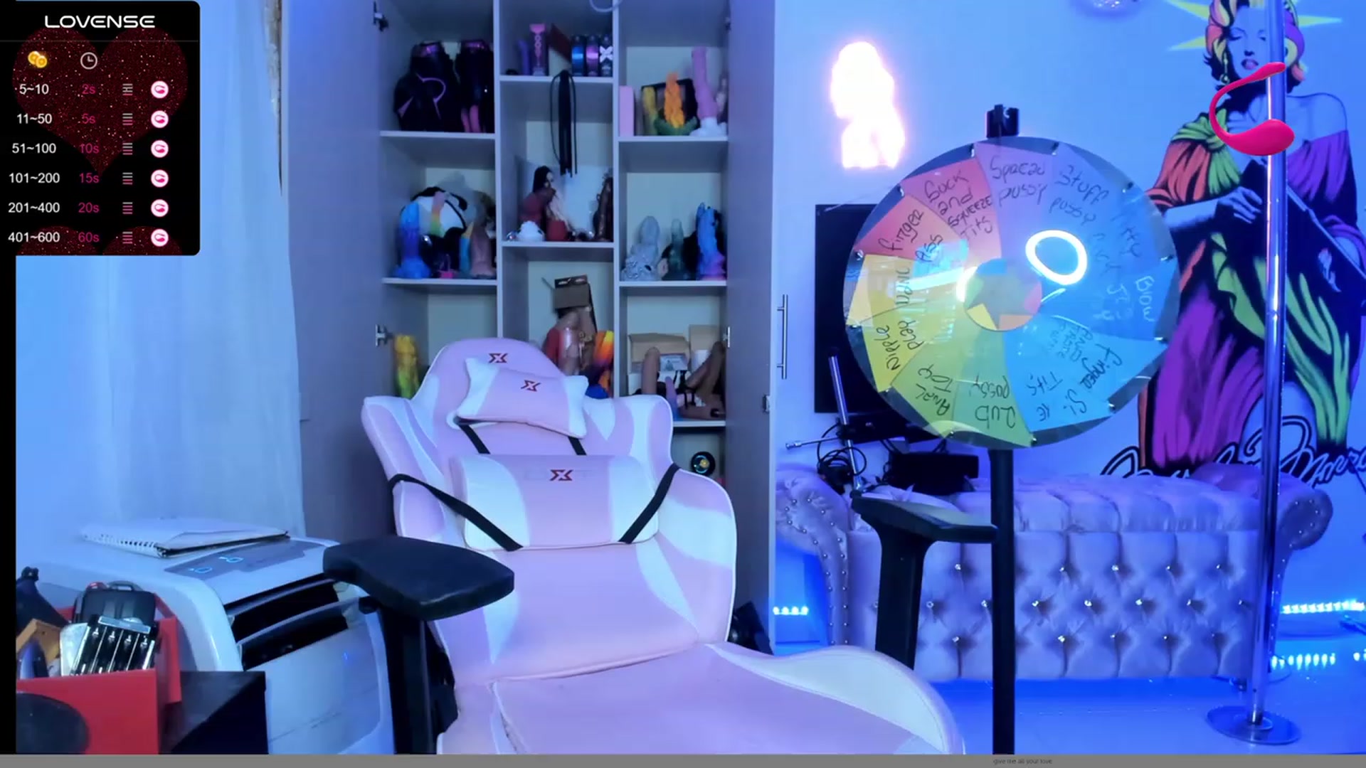 Gallery image thumbnail from ShanieGaviria's myfreecams stream on, 11/25/2023, 04:00 image 17 of 20