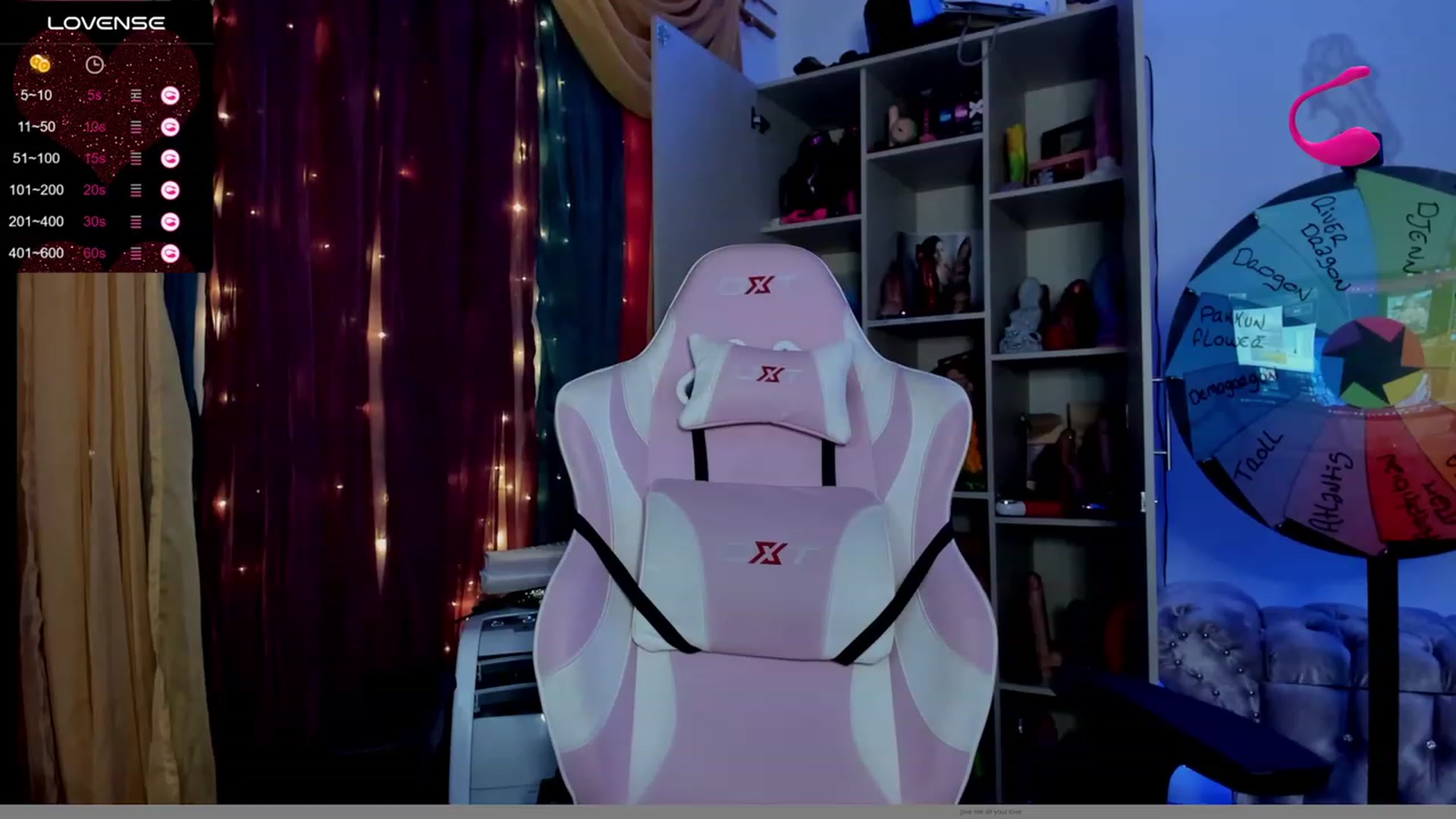 Gallery image thumbnail from ShanieGaviria's myfreecams stream on, 12/15/2023, 05:28 image 14 of 20