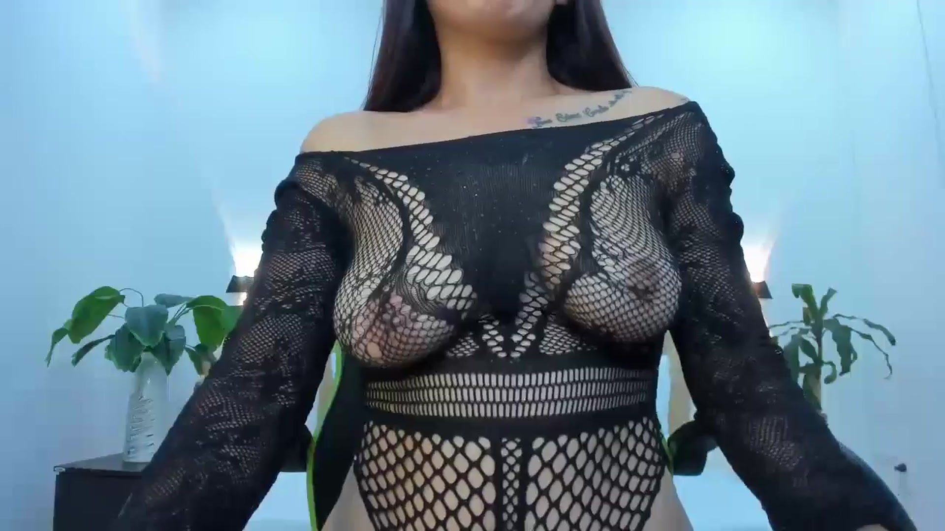 Gallery image thumbnail from Shannel_love_'s myfreecams stream on, 06/08/2024, 16:56 image 13 of 20