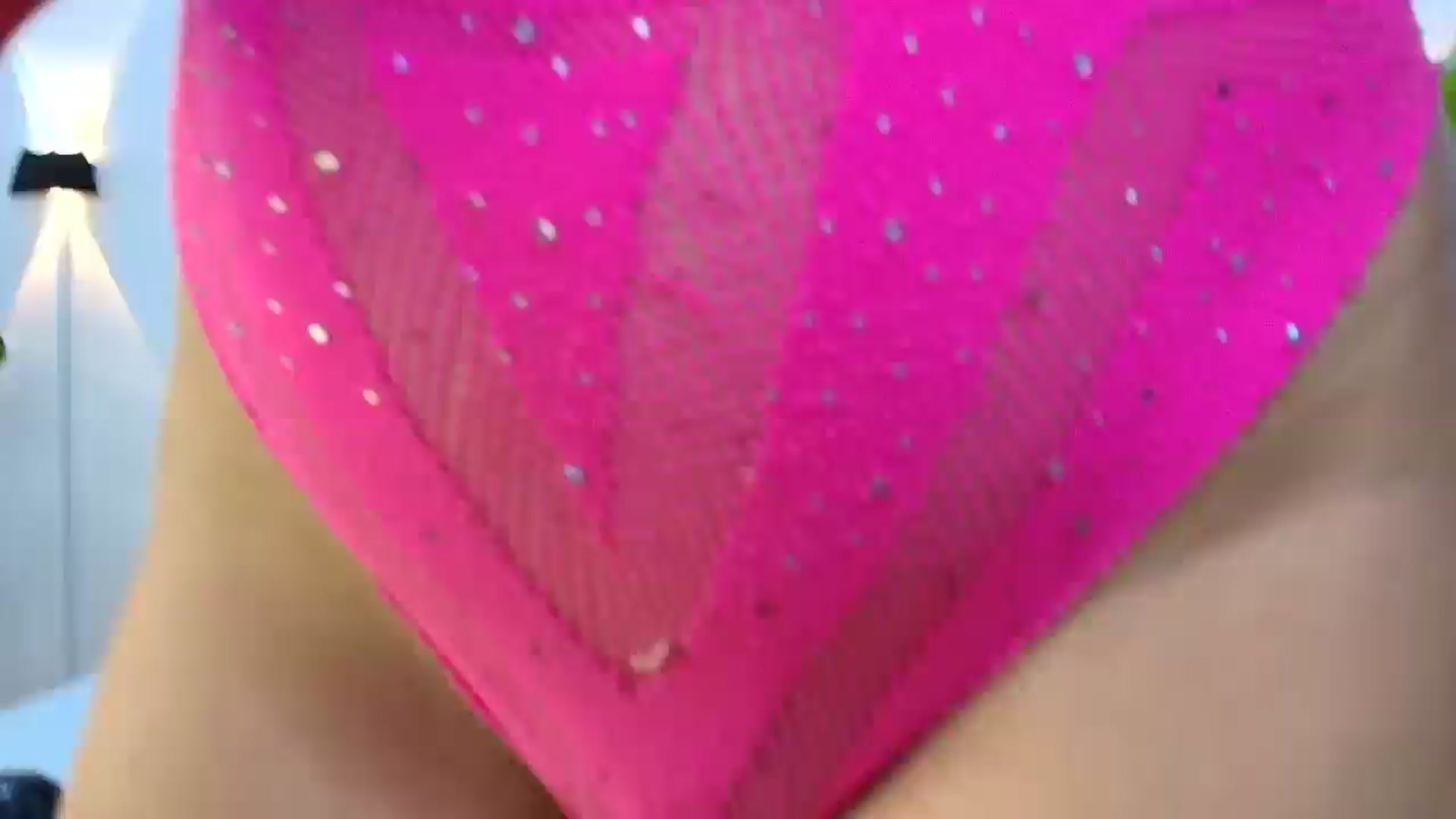 Gallery image thumbnail from Shannel_love_'s myfreecams stream on, 03/18/2025, 15:53 image 7 of 20