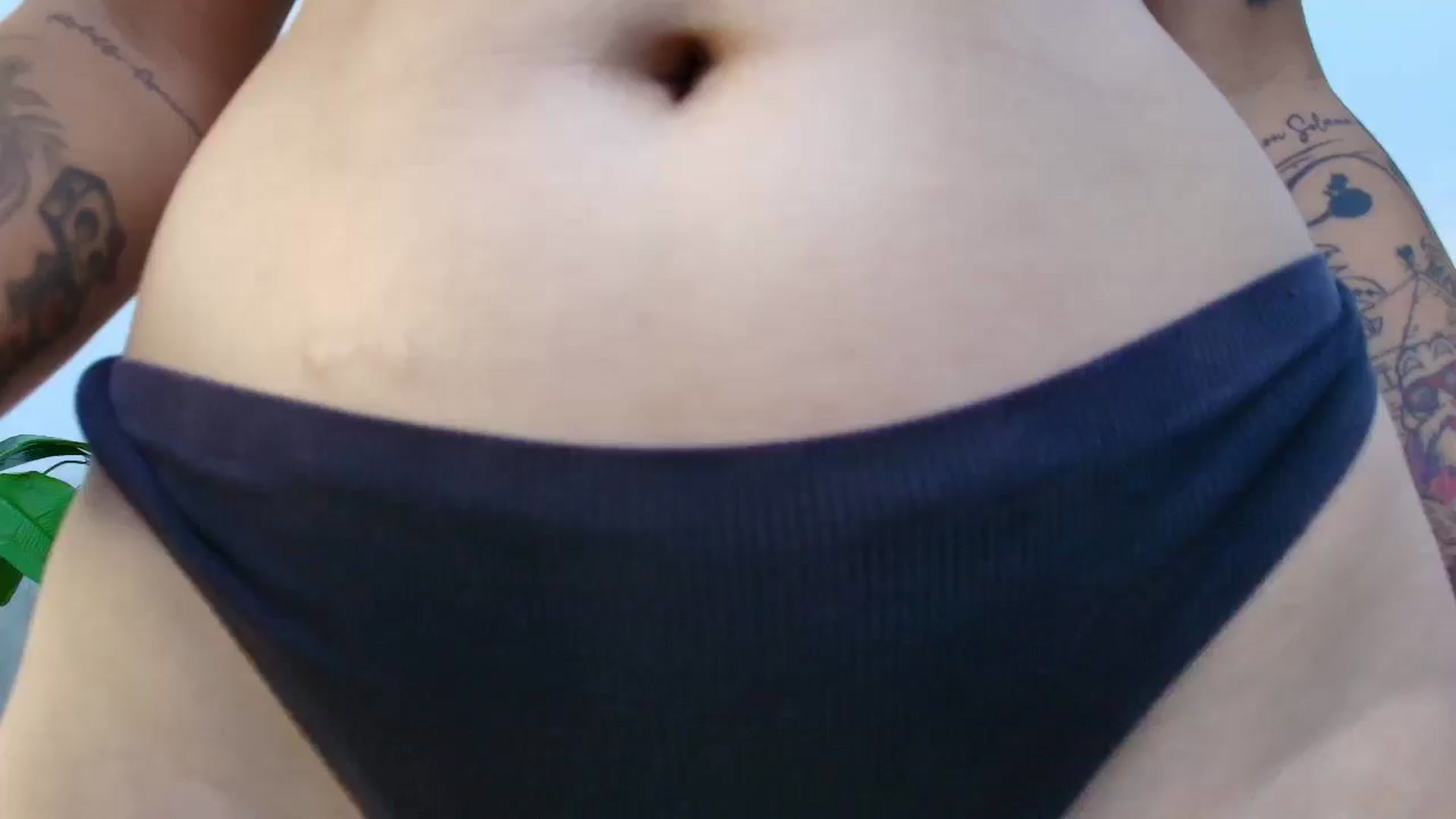 Gallery image thumbnail from Shannel_love_'s myfreecams stream on, 05/24/2025, 16:50 image 7 of 20