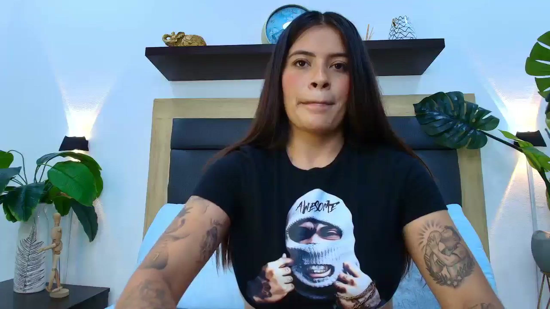 Gallery image thumbnail from Shannel_love_'s myfreecams stream on, 06/11/2025, 15:31 image 19 of 20