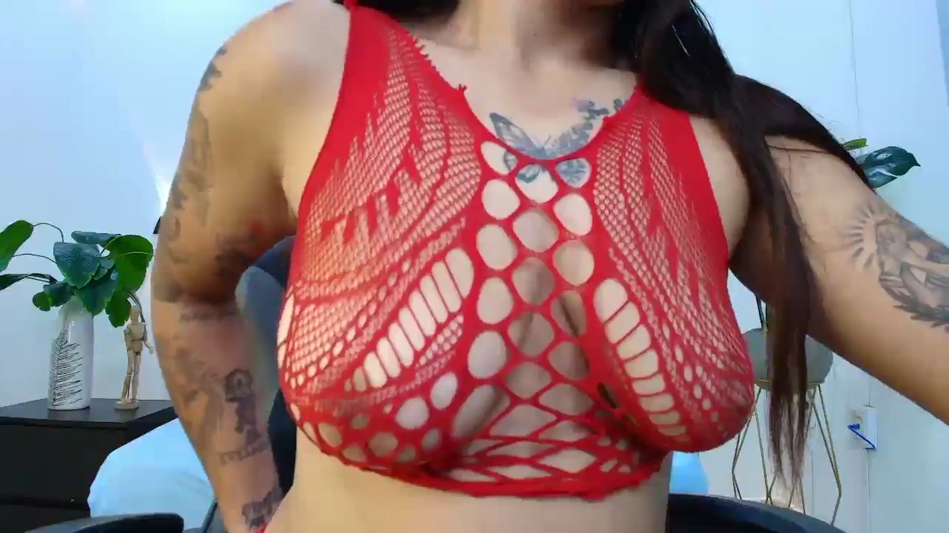 Gallery image thumbnail from Shannel_love_'s myfreecams stream on, 07/15/2025, 14:01 image 15 of 20