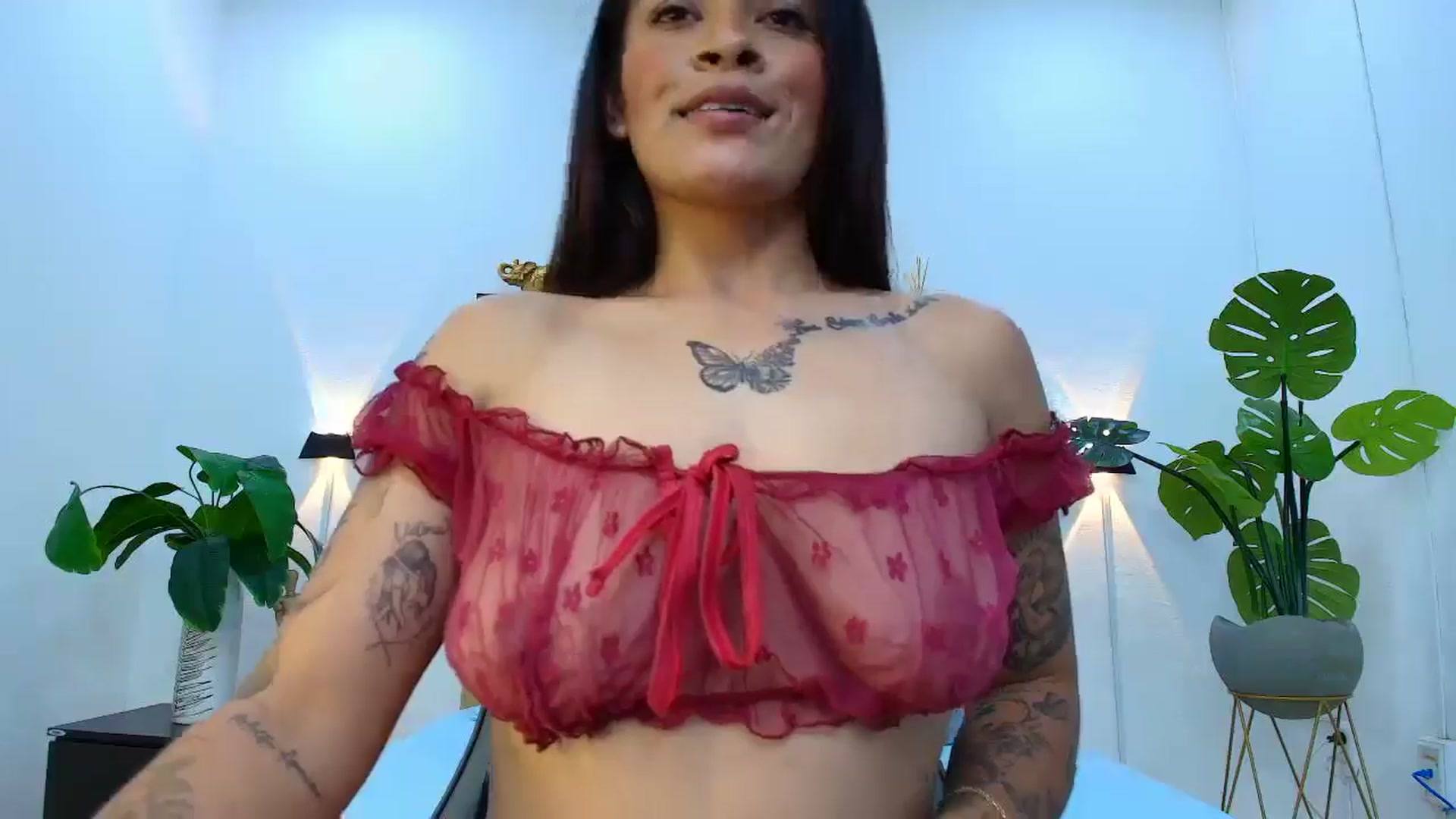 Gallery image thumbnail from Shannel_love_'s myfreecams stream on, 07/31/2025, 16:05 image 9 of 20