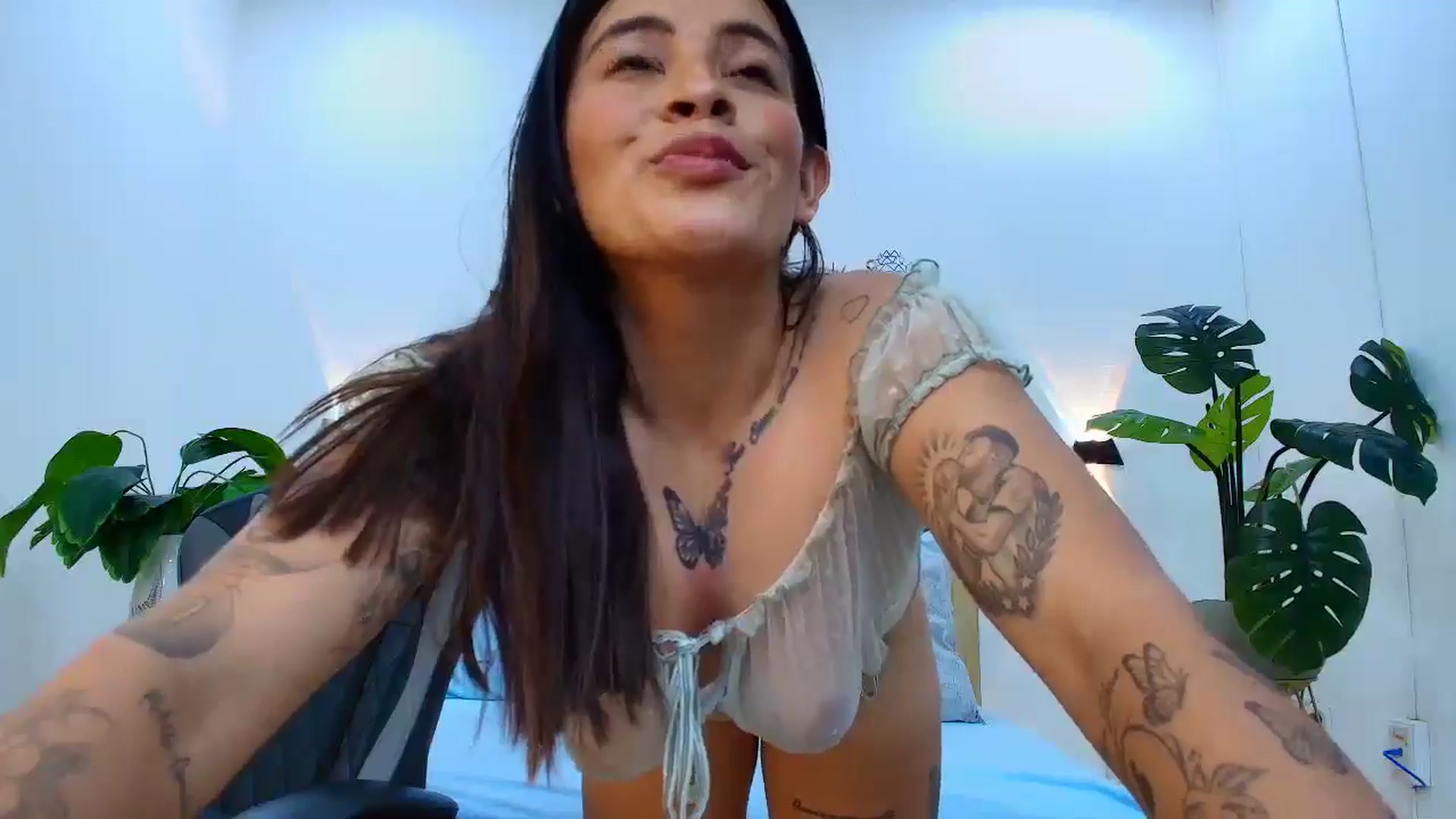 Gallery image thumbnail from Shannel_love_'s myfreecams stream on, 09/23/2025, 14:28 image 19 of 20