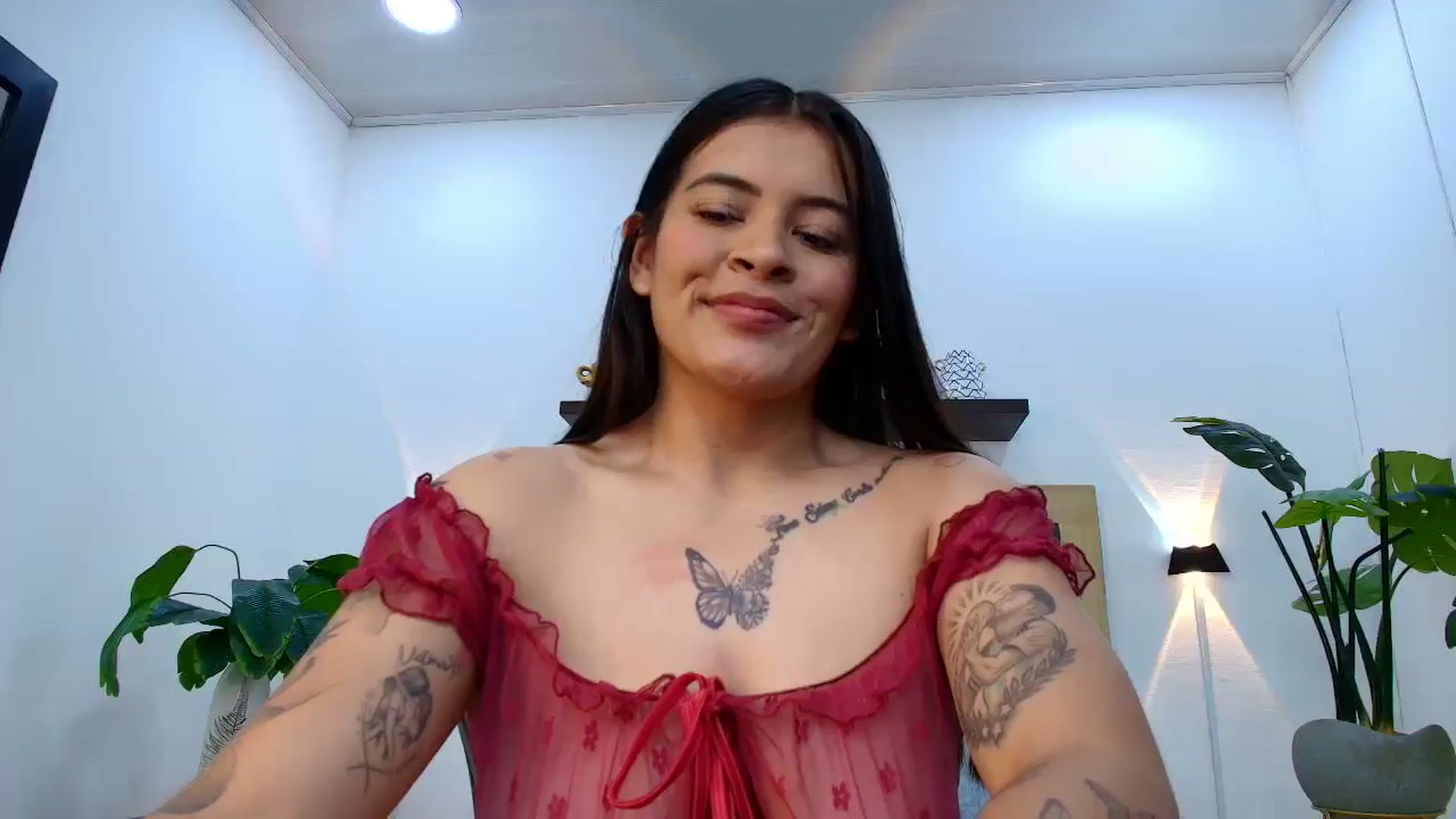 Gallery image thumbnail from Shannel_love_'s myfreecams stream on, 10/18/2025, 15:31 image 3 of 20