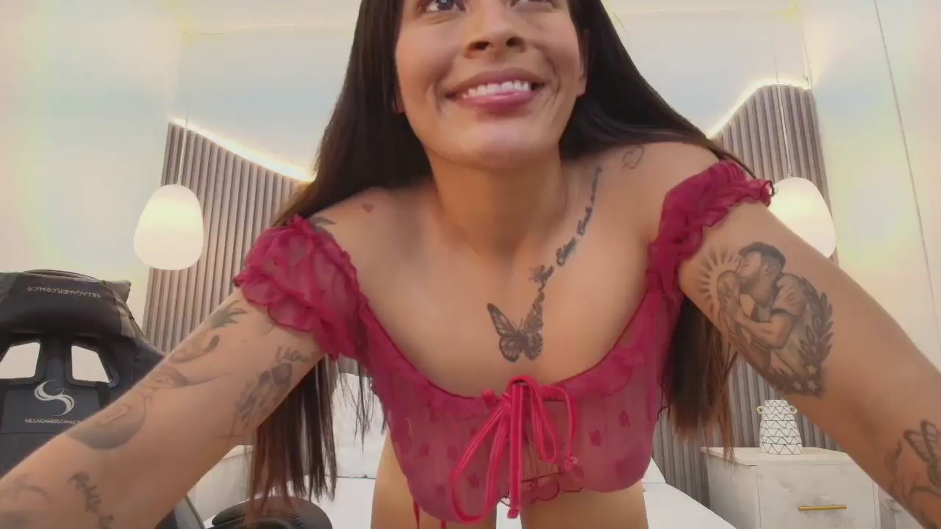 Gallery image thumbnail from Shannel_love_'s myfreecams stream on, 02/24/2026, 14:01 image 16 of 20