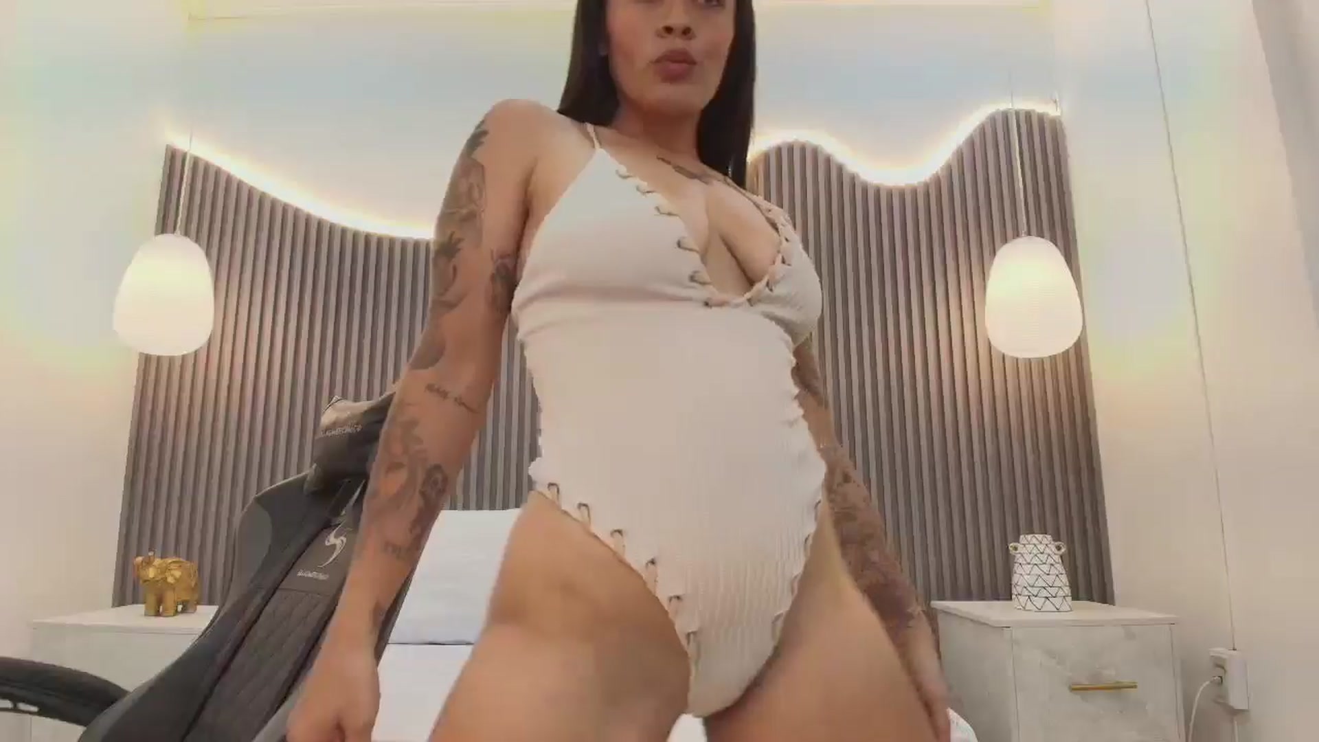 Gallery image thumbnail from Shannel_love_'s myfreecams stream on, 02/25/2026, 15:27 image 11 of 20