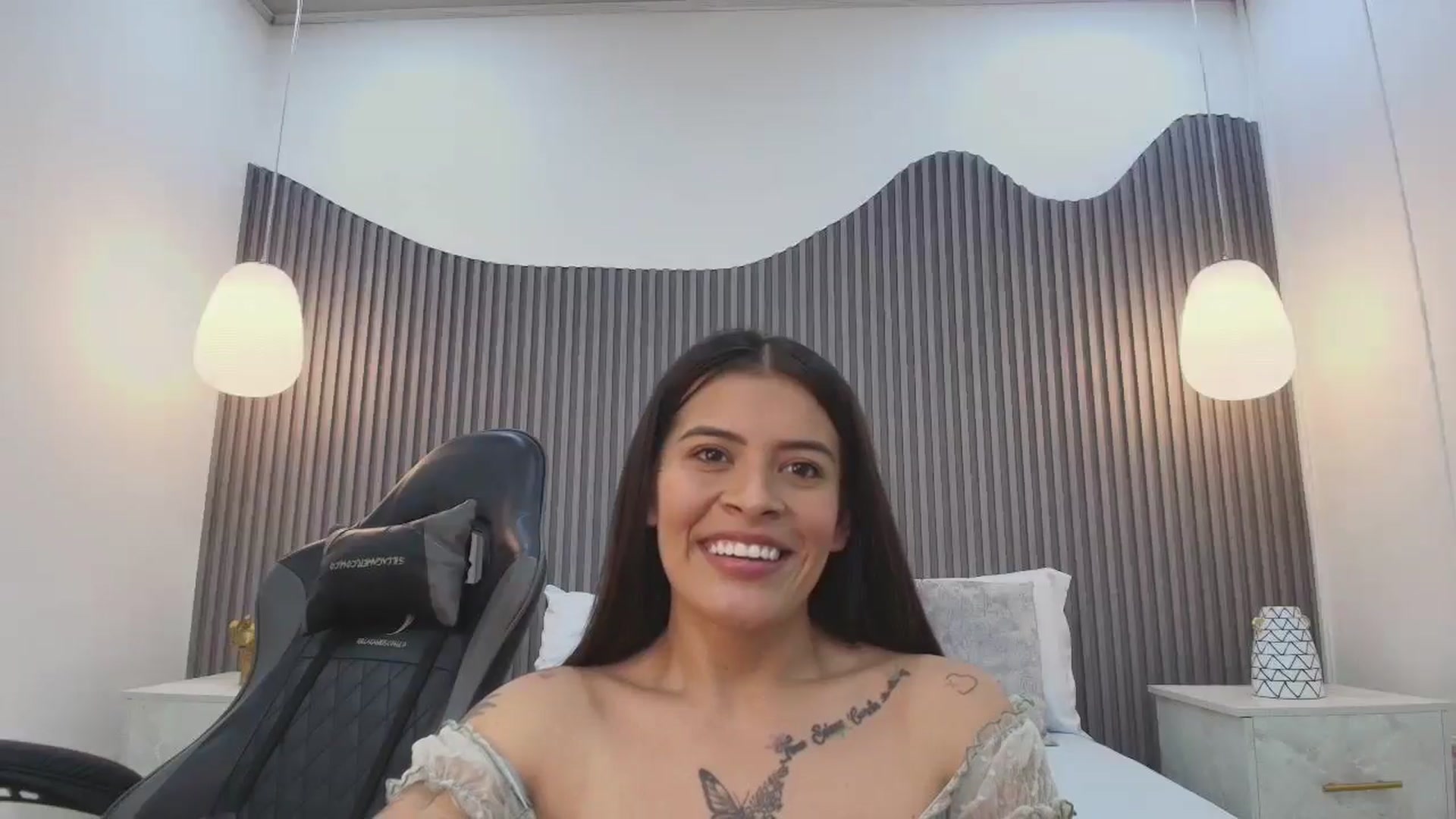 Gallery image thumbnail from Shannel_love_'s myfreecams stream on, 02/27/2026, 13:37 image 18 of 20