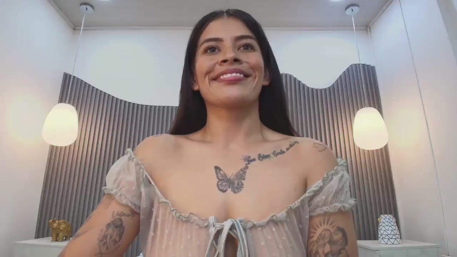 Gallery image thumbnail from Shannel_love_'s myfreecams stream on, 02/27/2026, 16:21 image 5 of 20