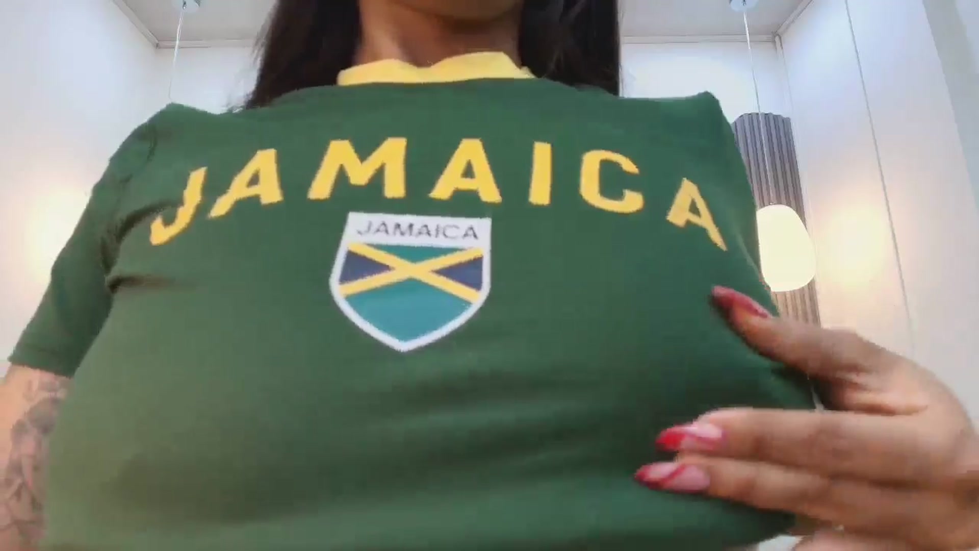 Gallery image thumbnail from Shannel_love_'s myfreecams stream on, 04/04/2026, 18:03 image 9 of 20