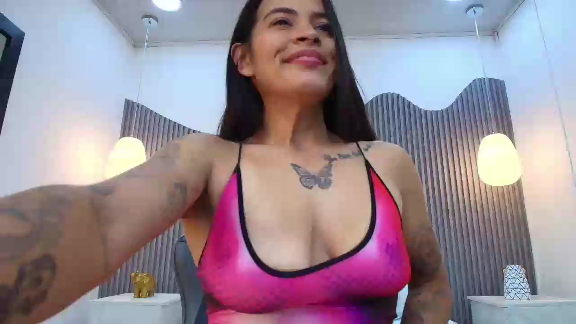 Gallery image thumbnail from Shannel_love_'s myfreecams stream on, 05/08/2026, 15:58 image 1 of 20