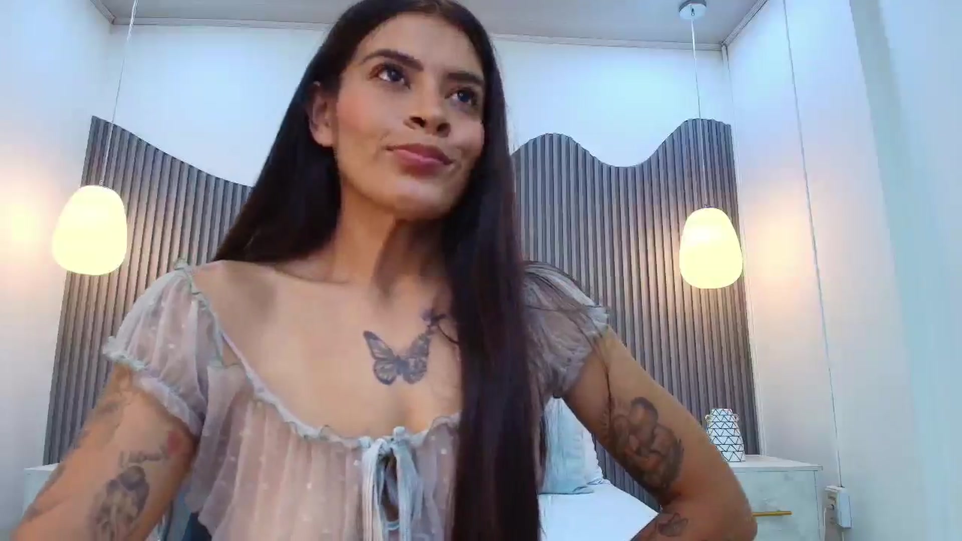 Gallery image thumbnail from Shannel_love_'s myfreecams stream on, 05/09/2026, 17:50 image 7 of 20