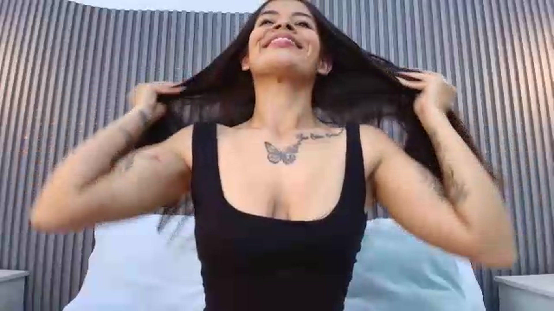 Gallery image thumbnail from Shannel_love_'s myfreecams stream on, 05/15/2026, 13:37 image 10 of 20
