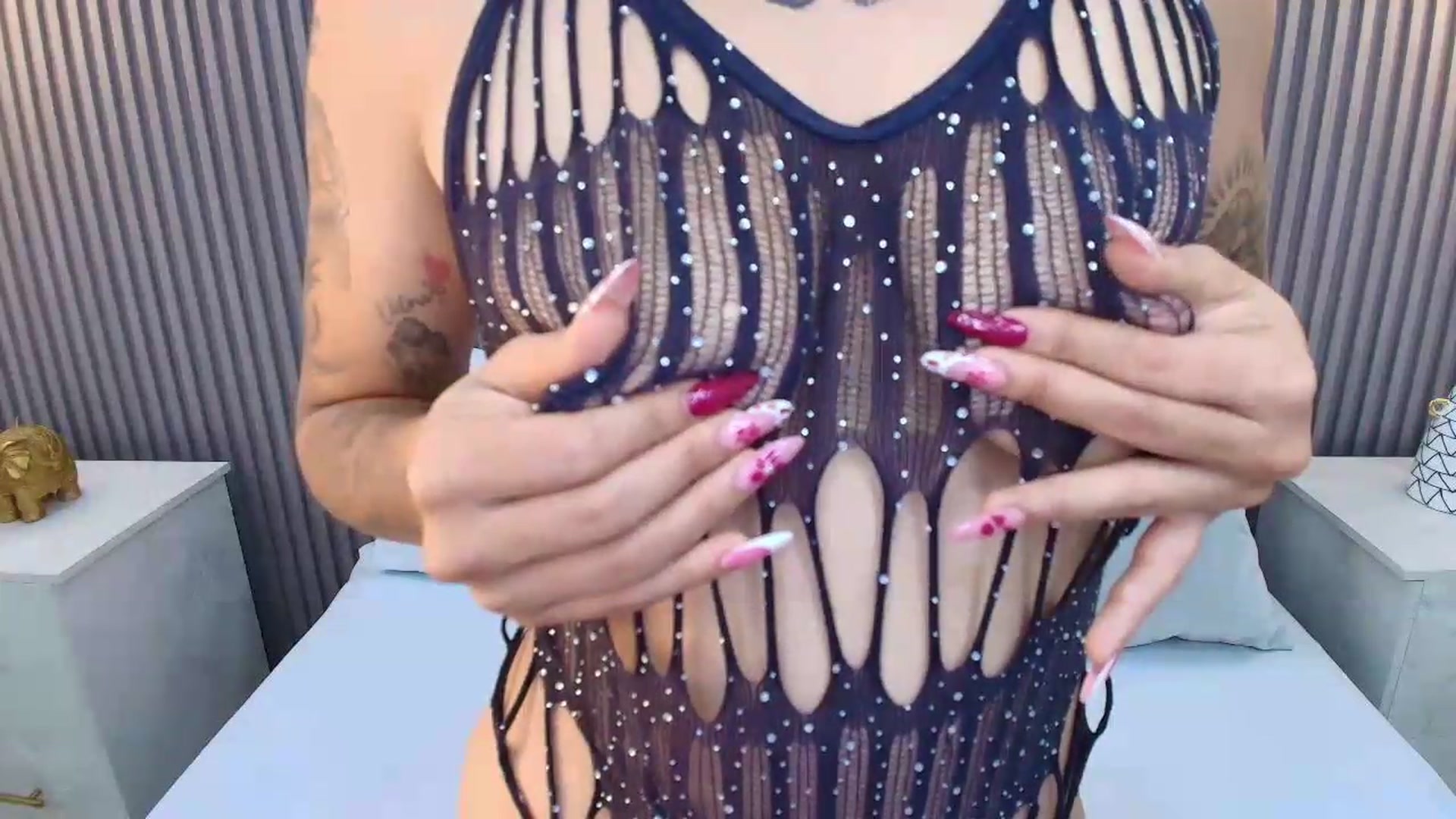 Gallery image thumbnail from Shannel_love_'s myfreecams stream on, 05/22/2026, 13:10 image 17 of 20