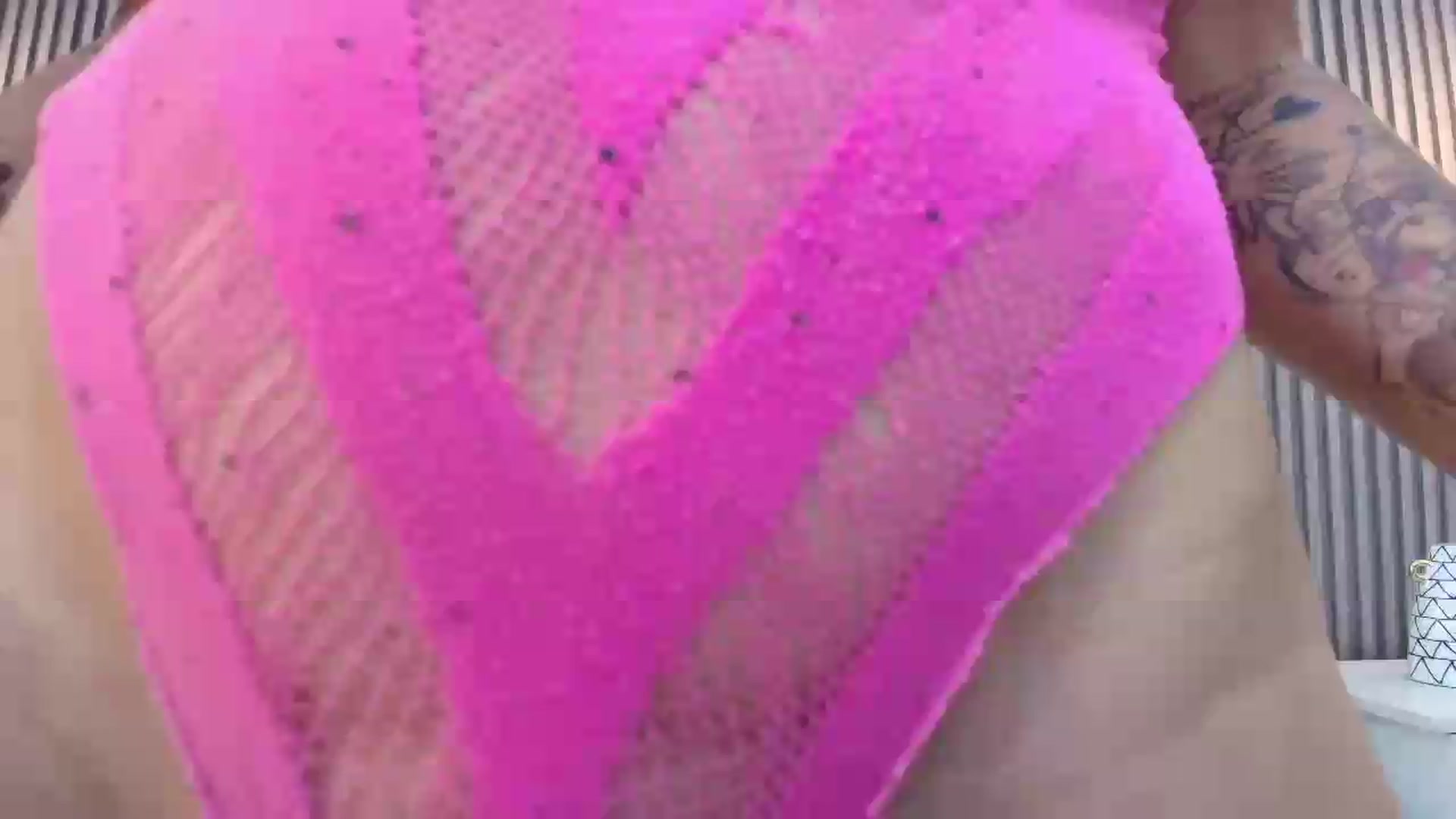 Gallery image thumbnail from Shannel_love_'s myfreecams stream on, 06/15/2026, 17:23 image 3 of 20