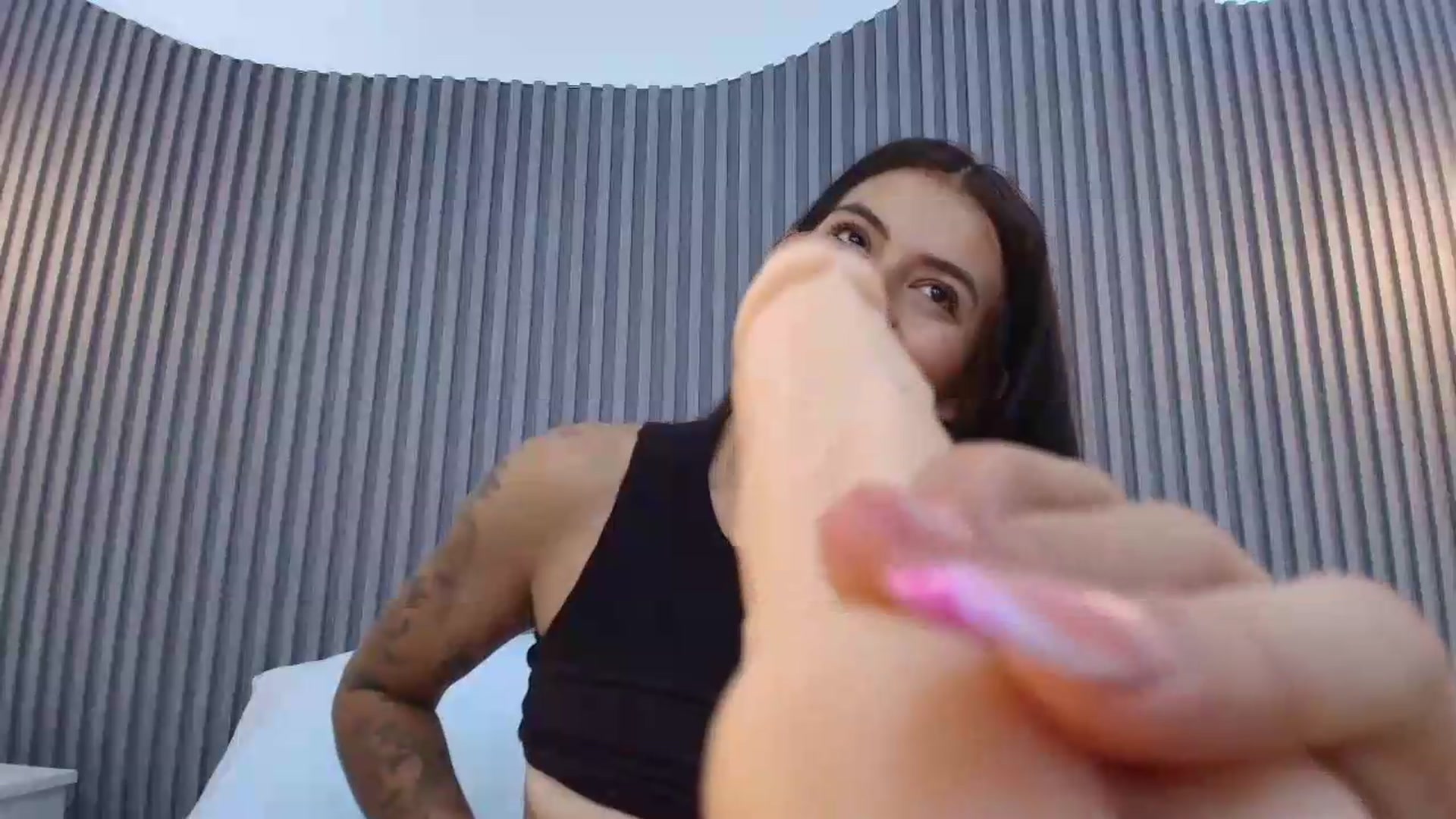 Gallery image thumbnail from Shannel_love_'s myfreecams stream on, 06/20/2026, 17:42 image 14 of 20