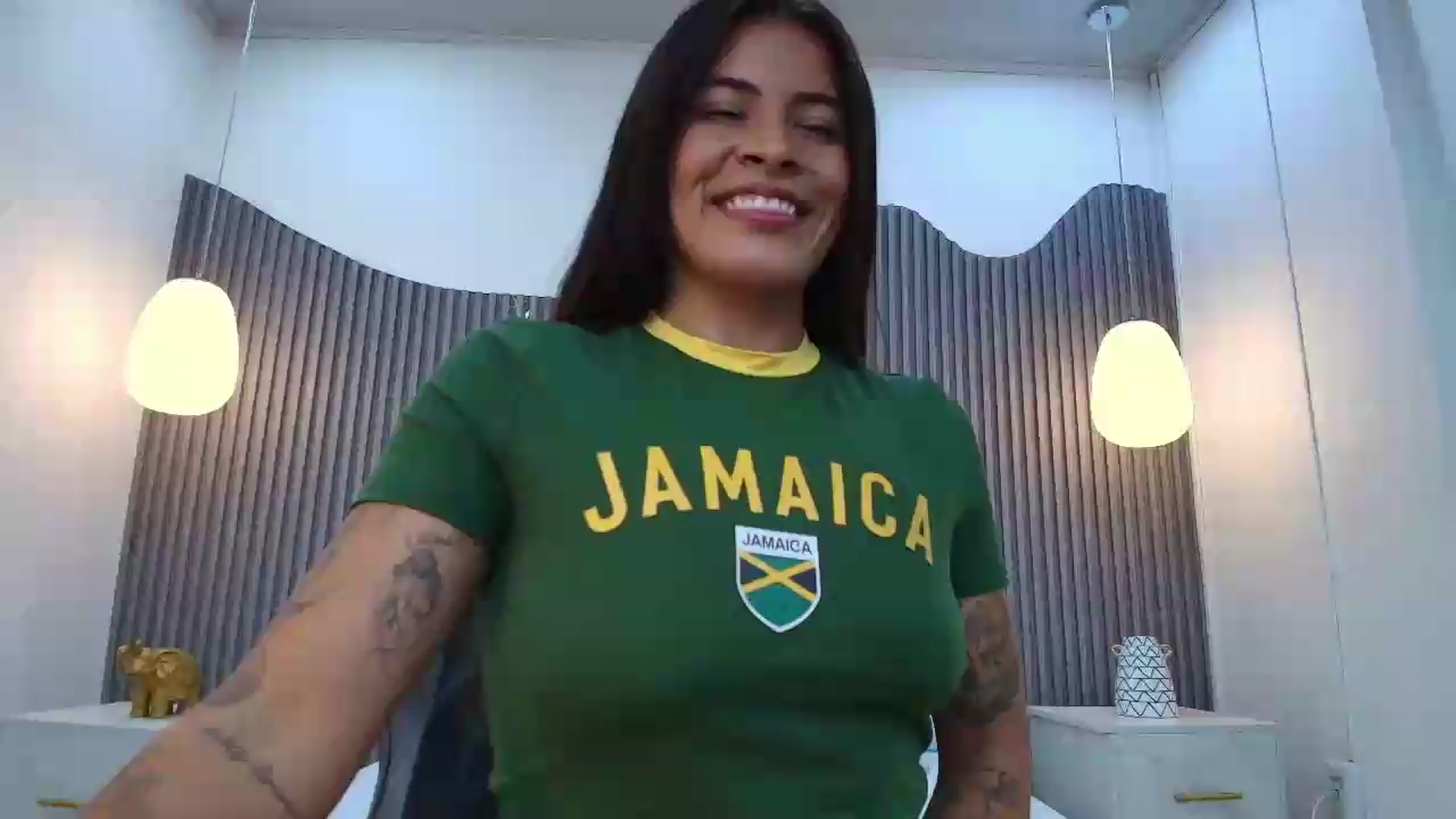 Gallery image thumbnail from Shannel_love_'s myfreecams stream on, 06/22/2026, 15:06 image 9 of 20