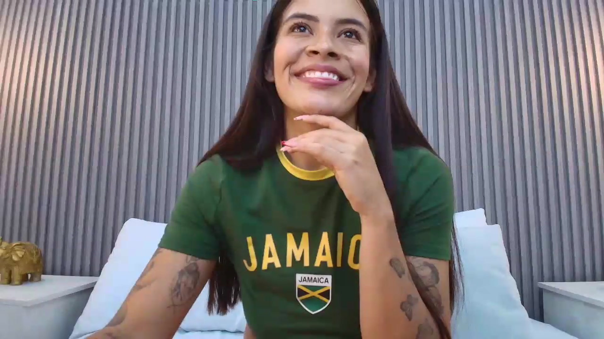 Gallery image thumbnail from Shannel_love_'s myfreecams stream on, 07/02/2026, 14:15 image 13 of 20