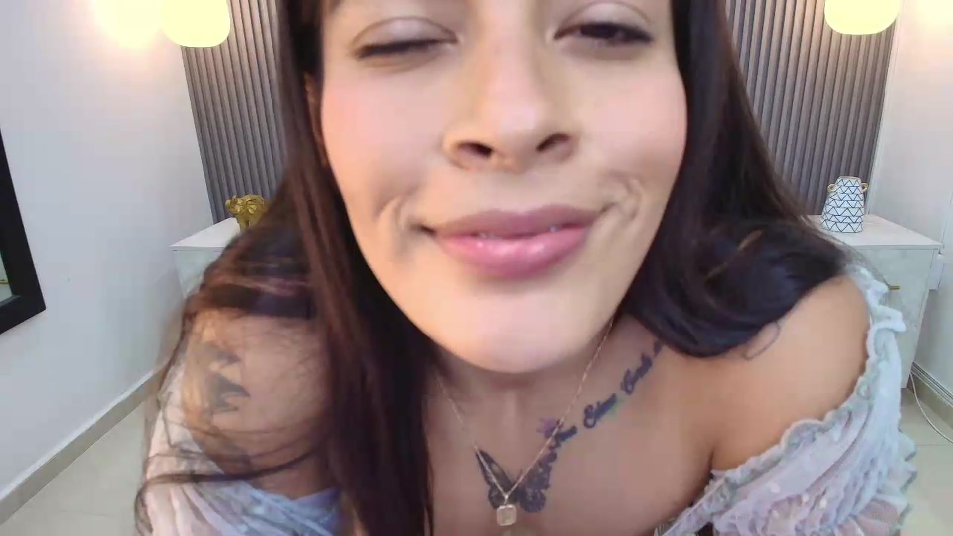 Gallery image thumbnail from Shannel_love_'s myfreecams stream on, 07/03/2026, 14:10 image 11 of 20