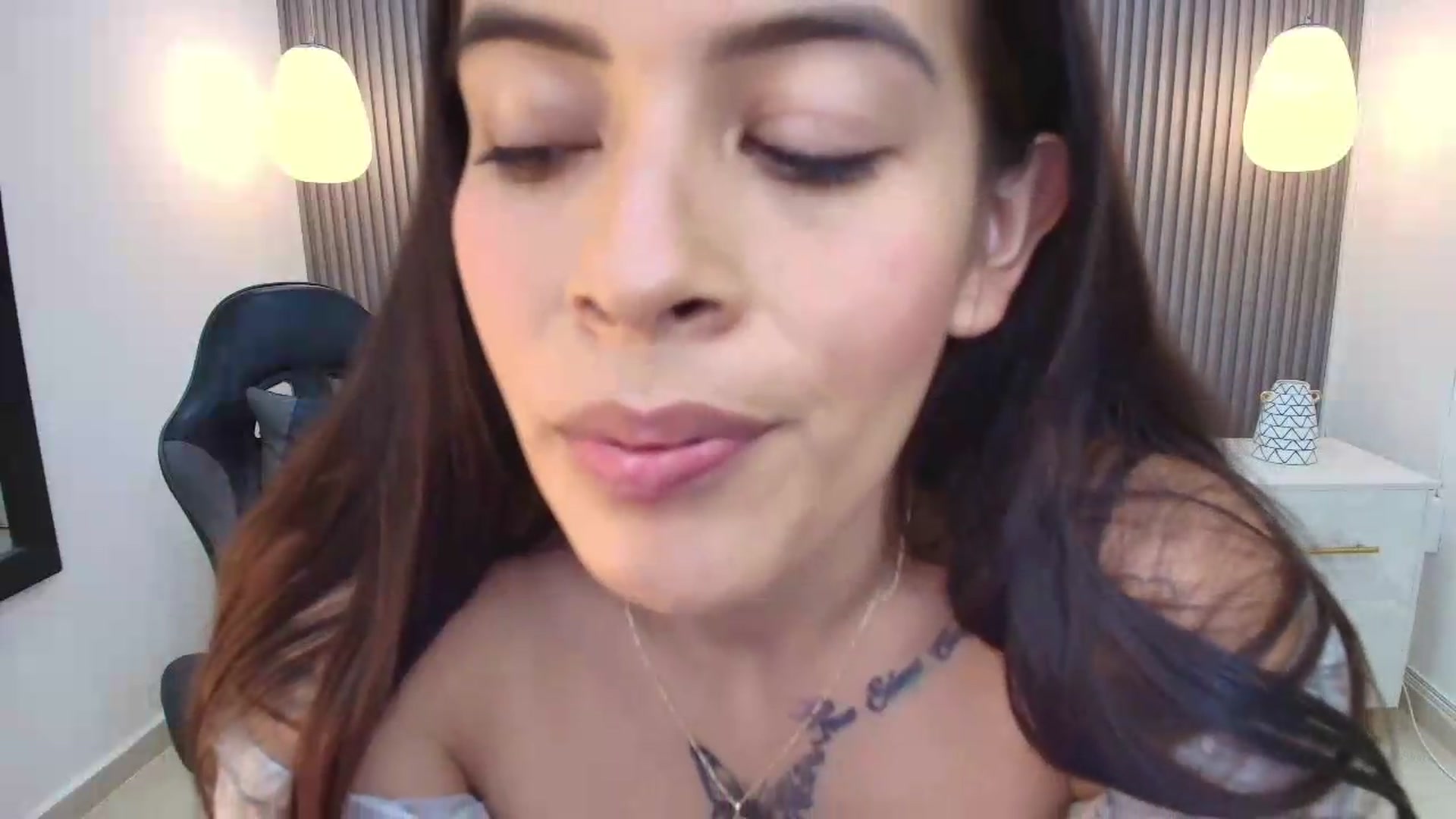 Gallery image thumbnail from Shannel_love_'s myfreecams stream on, 07/03/2026, 14:10 image 17 of 20