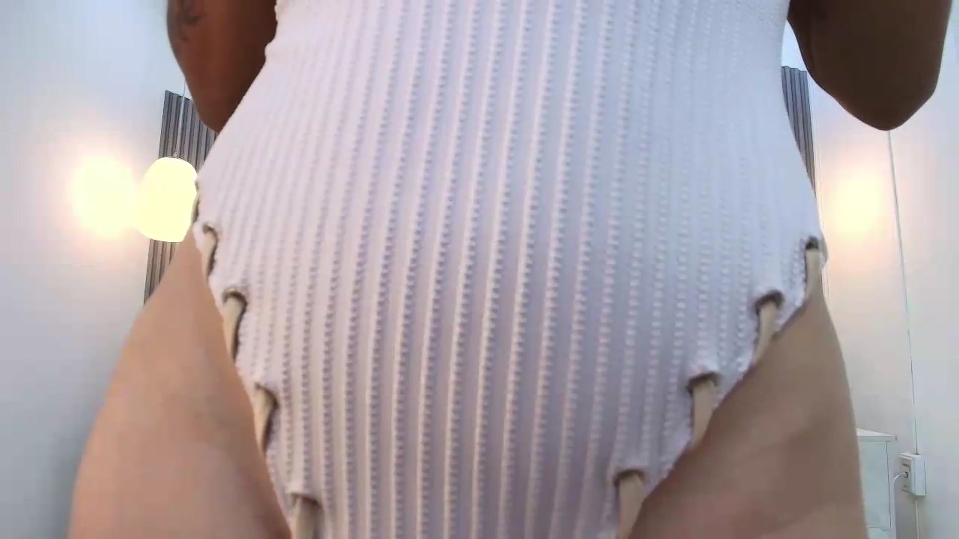 Gallery image thumbnail from Shannel_love_'s myfreecams stream on, 08/04/2026, 16:04 image 16 of 20